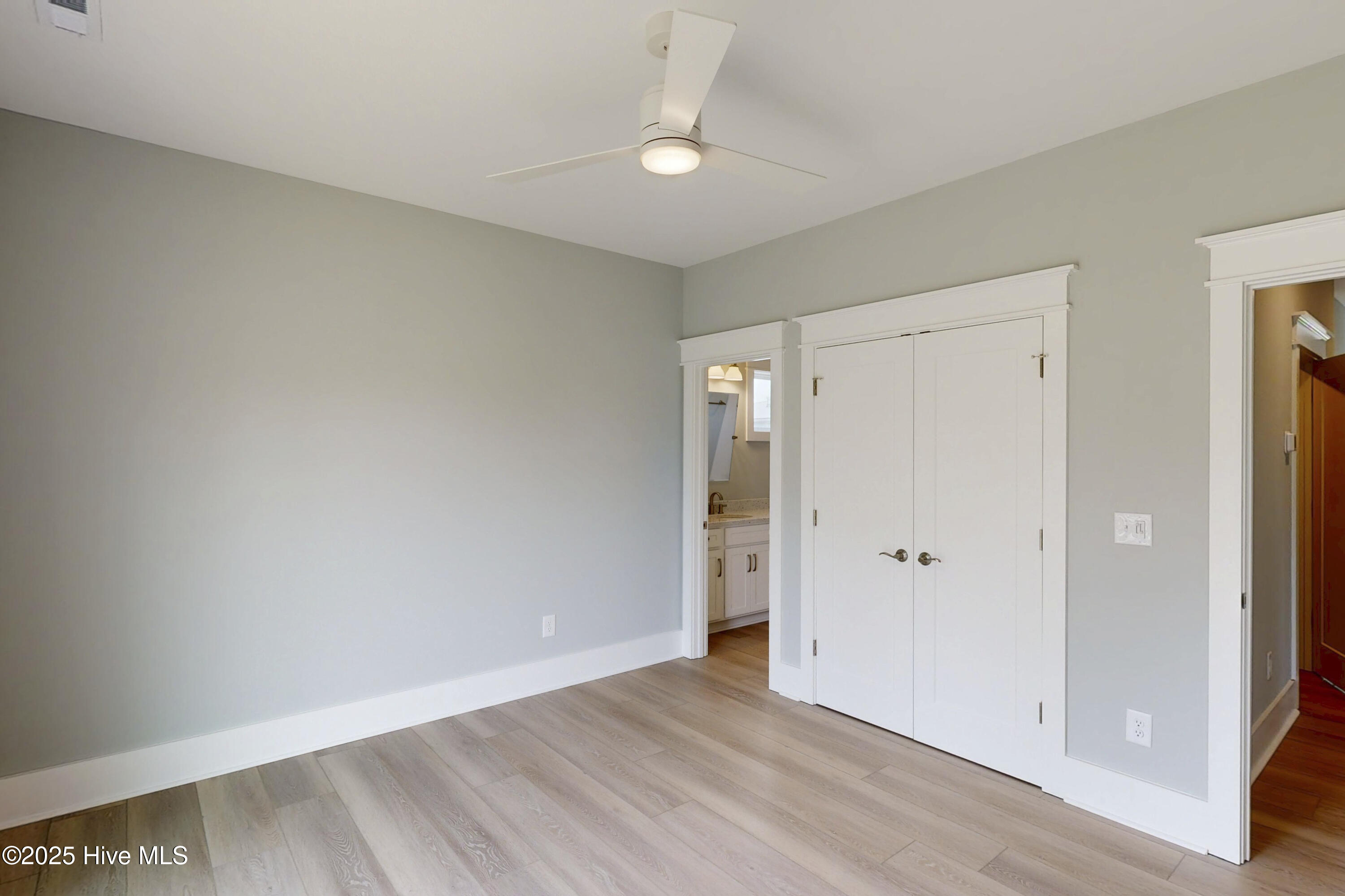 64 Pier Vw Court
