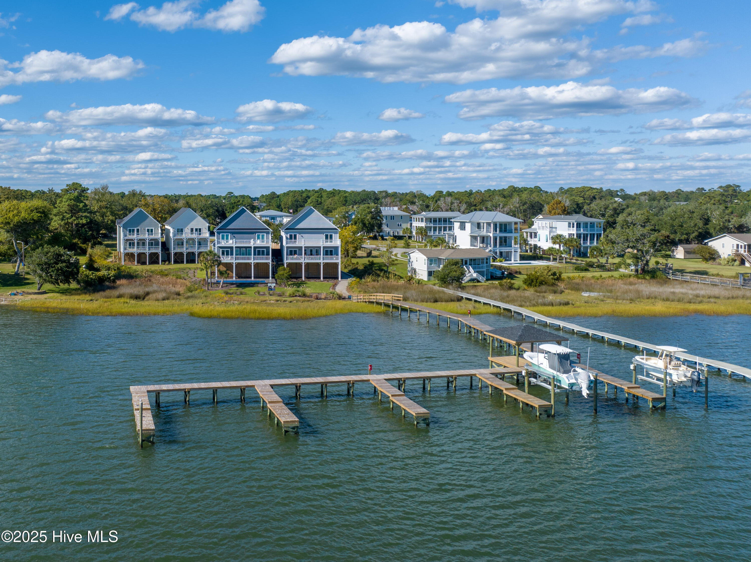 64 Pier Vw Court
