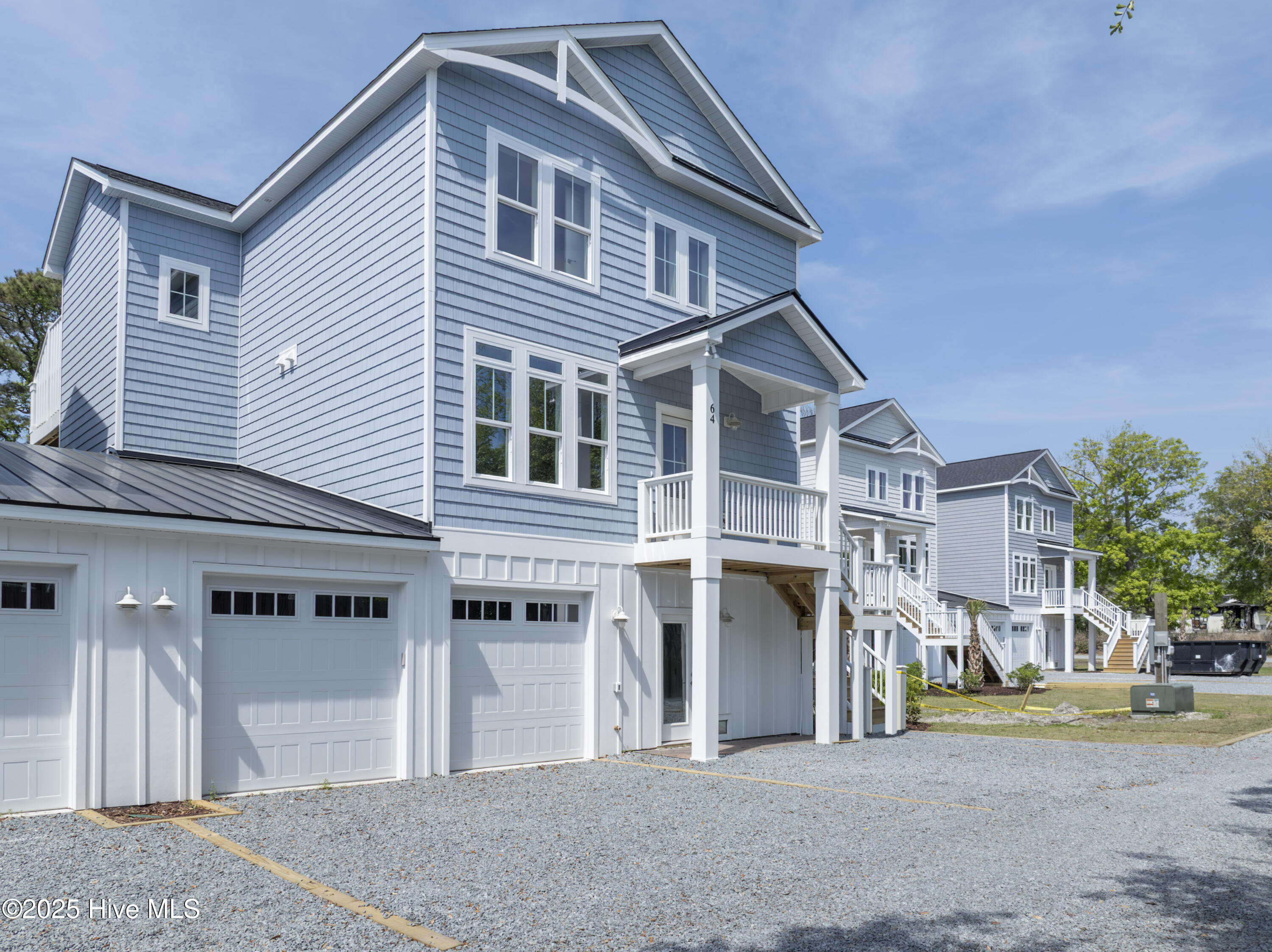 64 Pier Vw Court