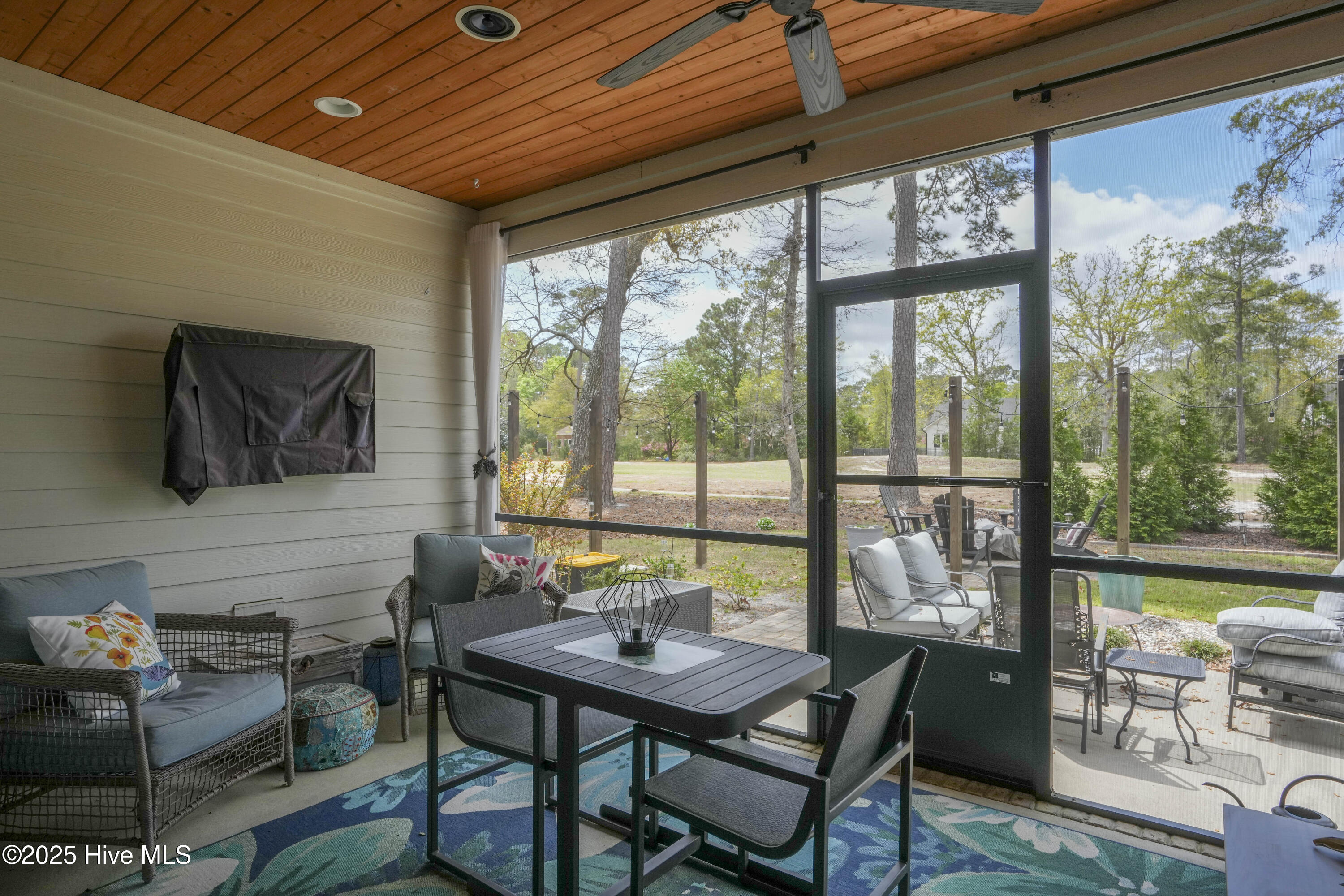 658 Sawgrass Road