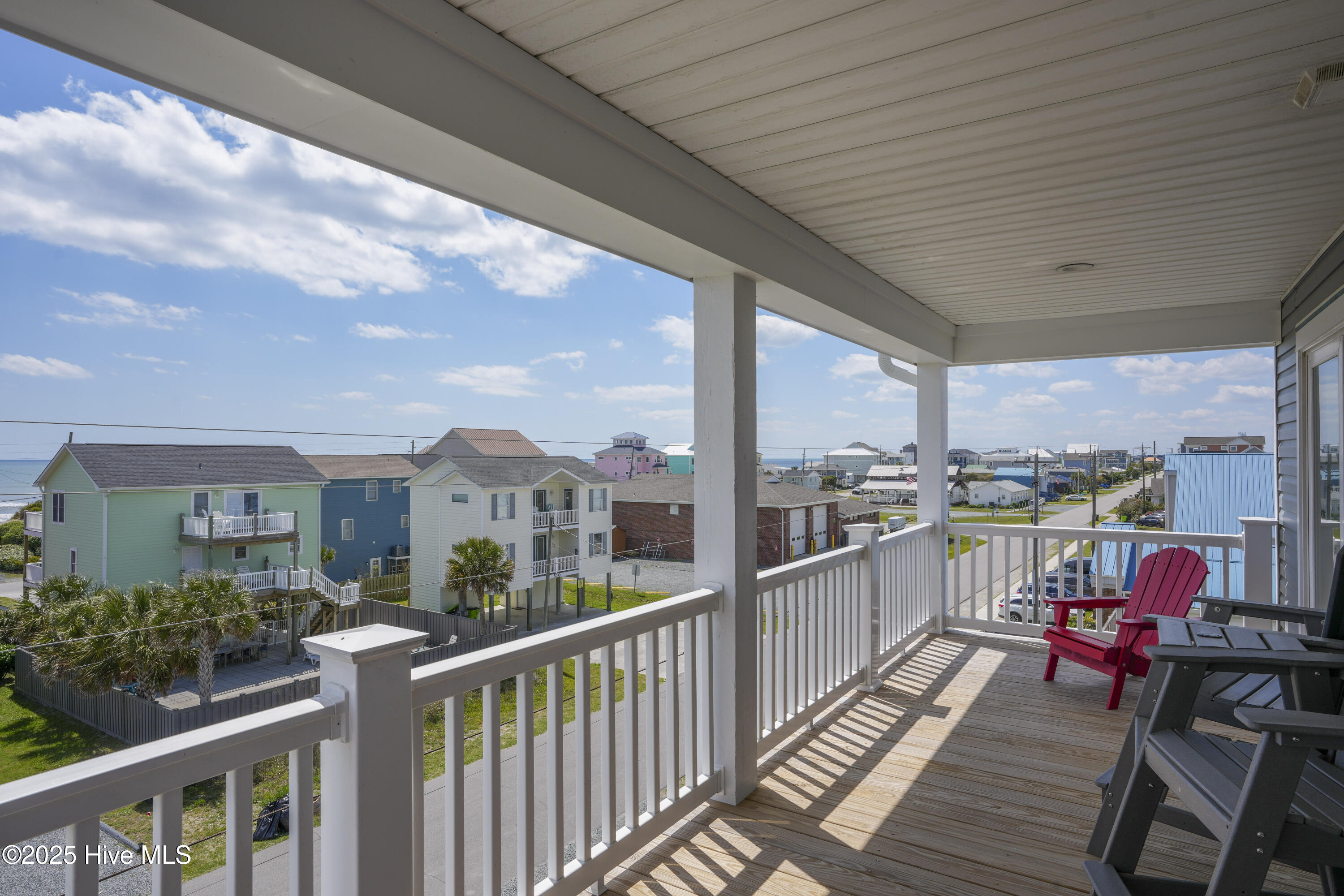 513 N Topsail Drive