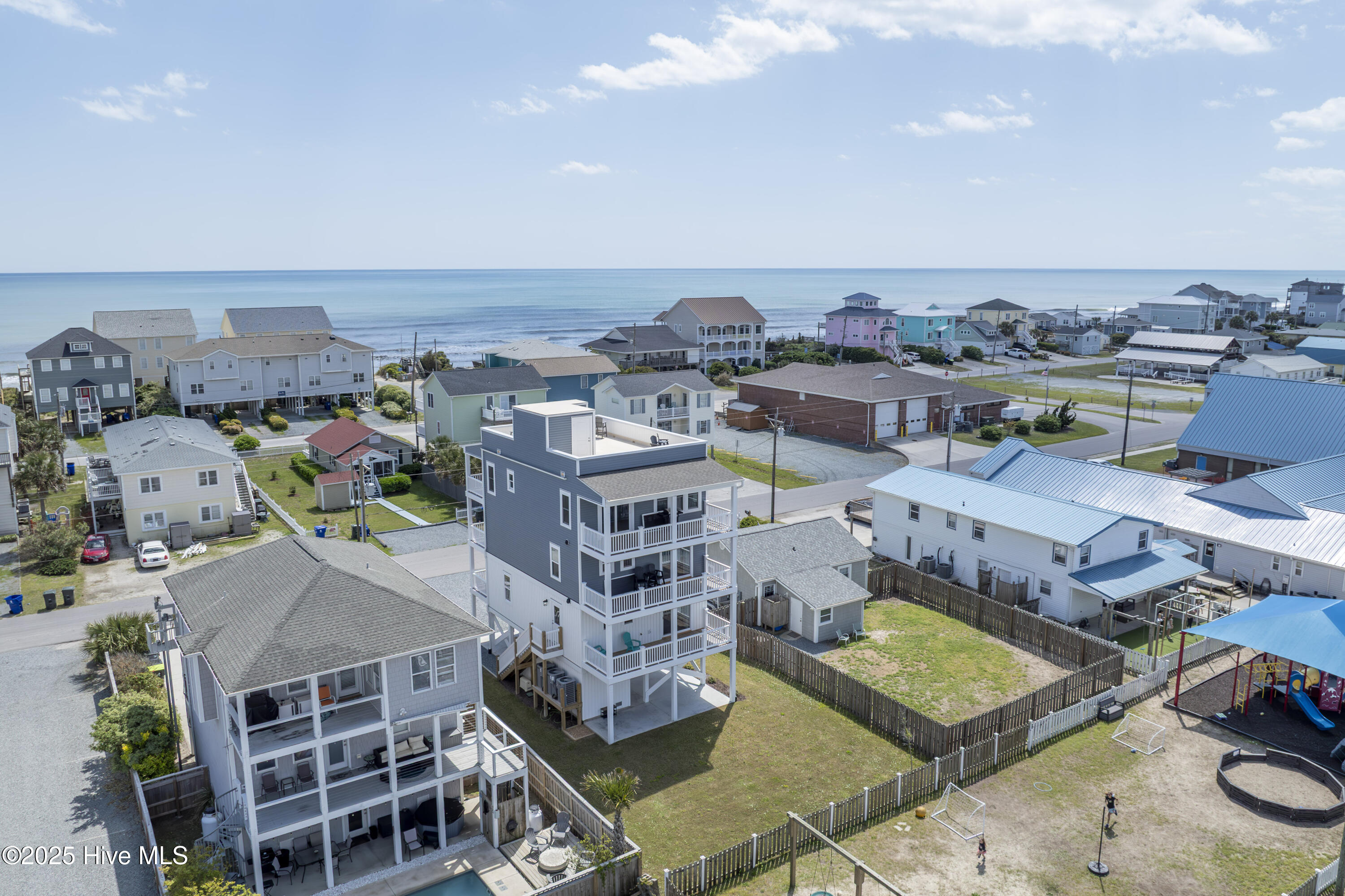 513 N Topsail Drive