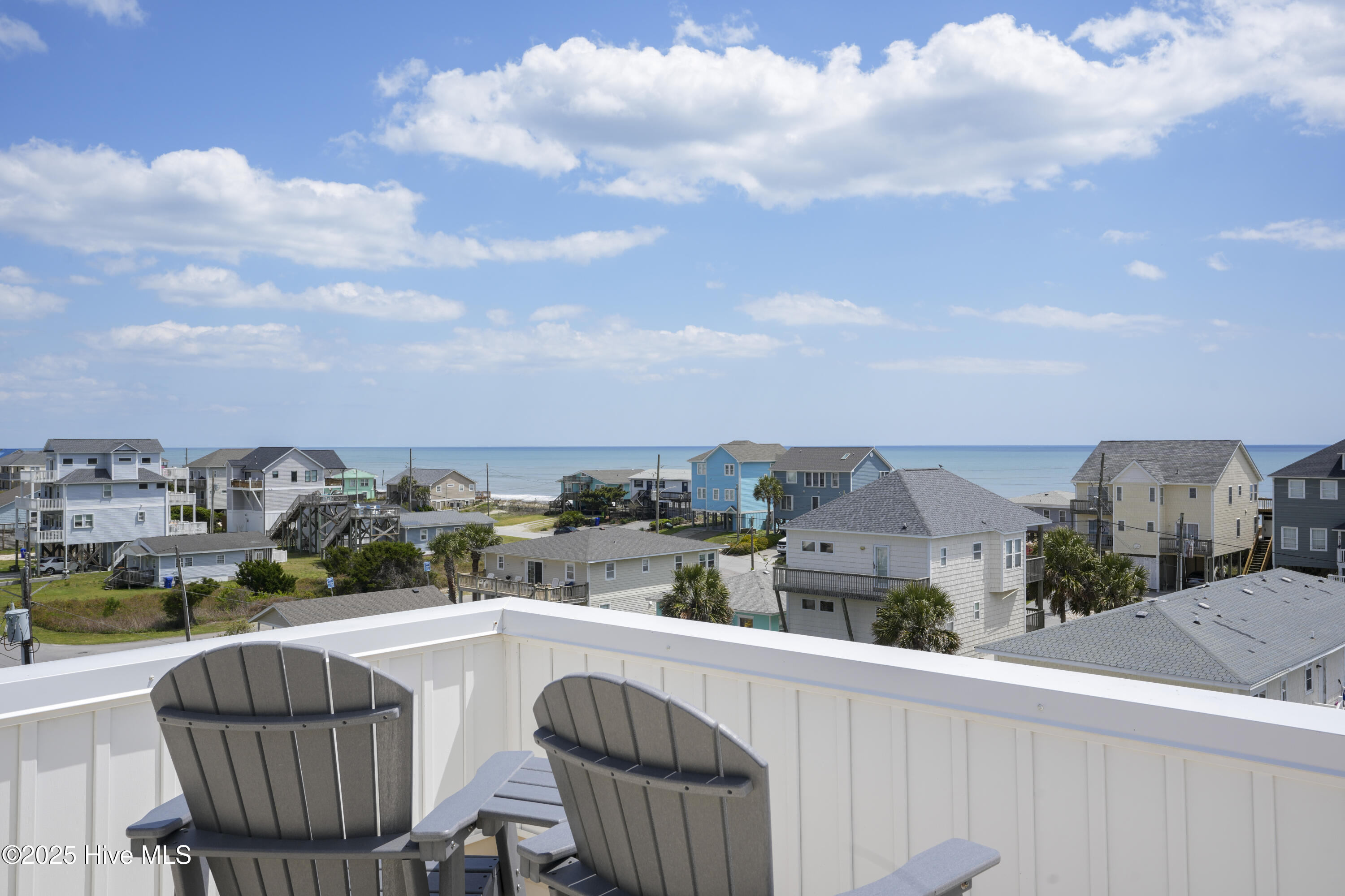 513 N Topsail Drive