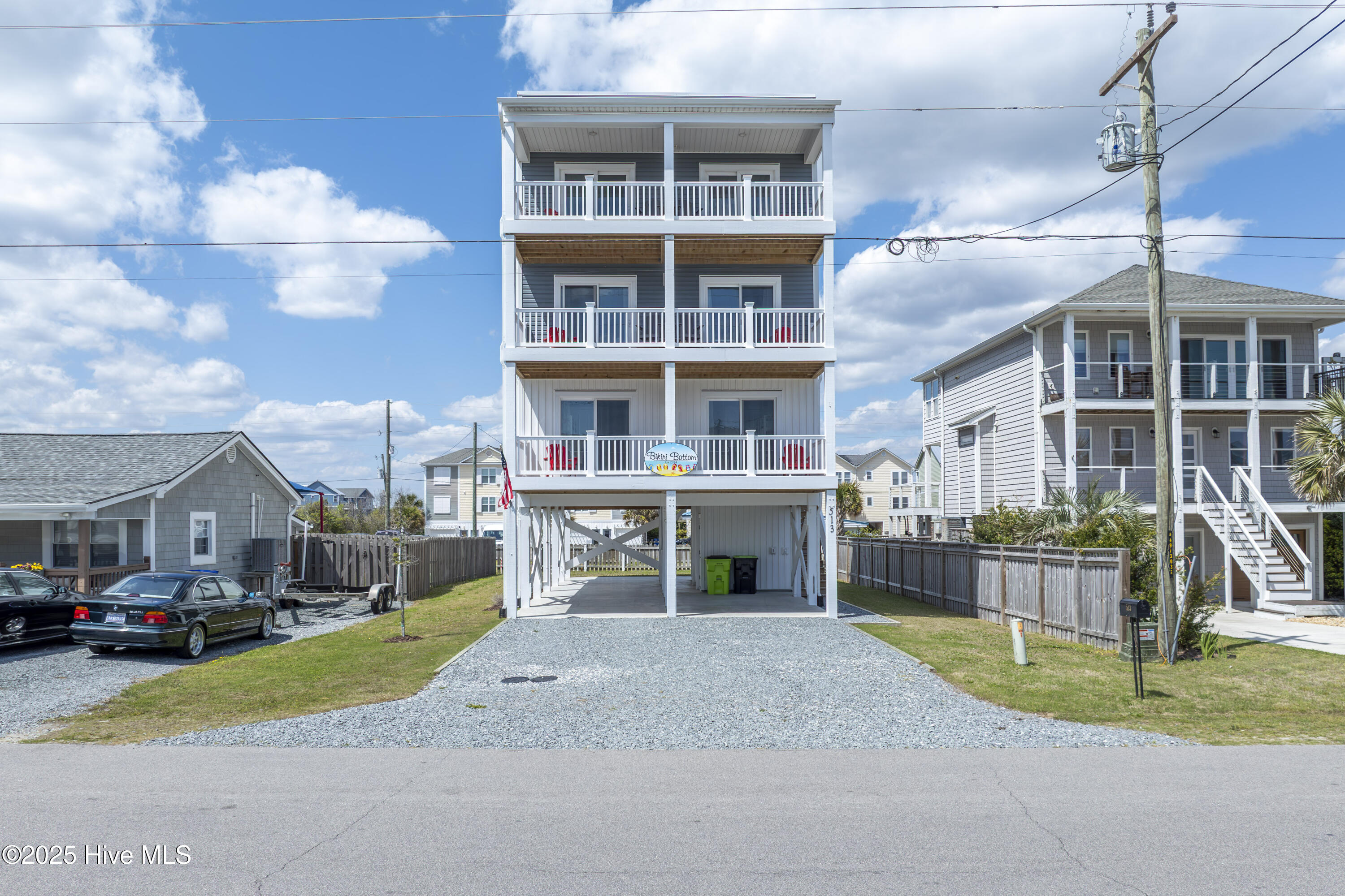 513 N Topsail Drive