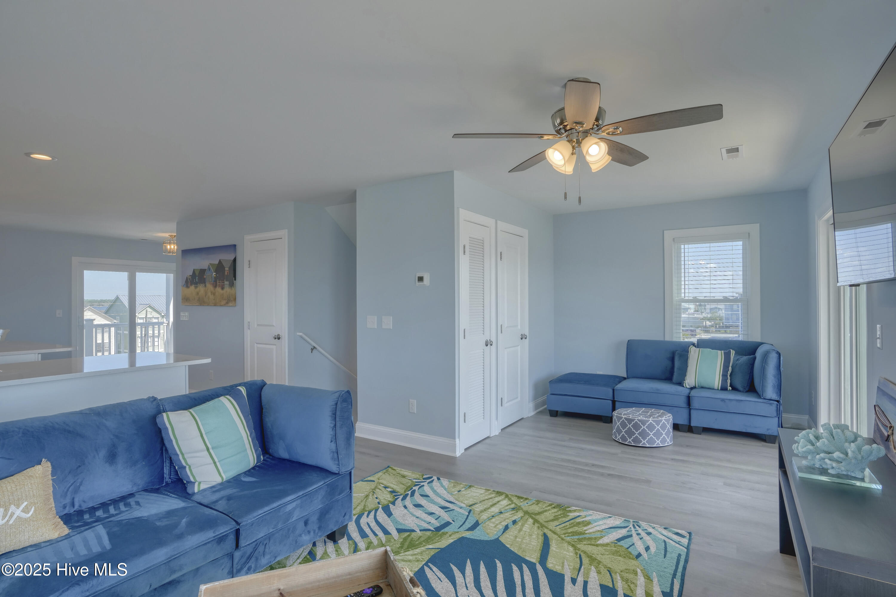 513 N Topsail Drive