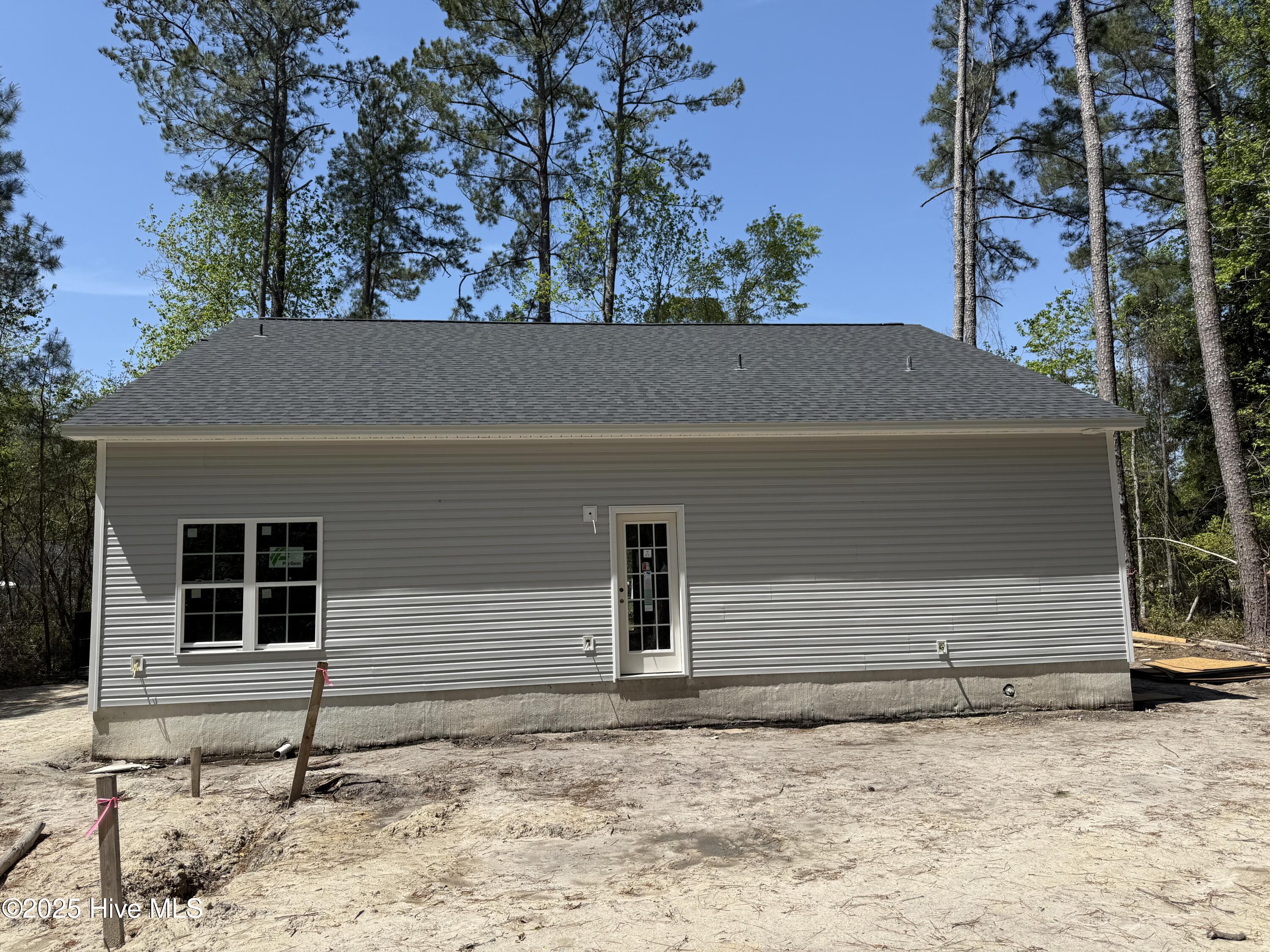 1119 Pickett Rd Road