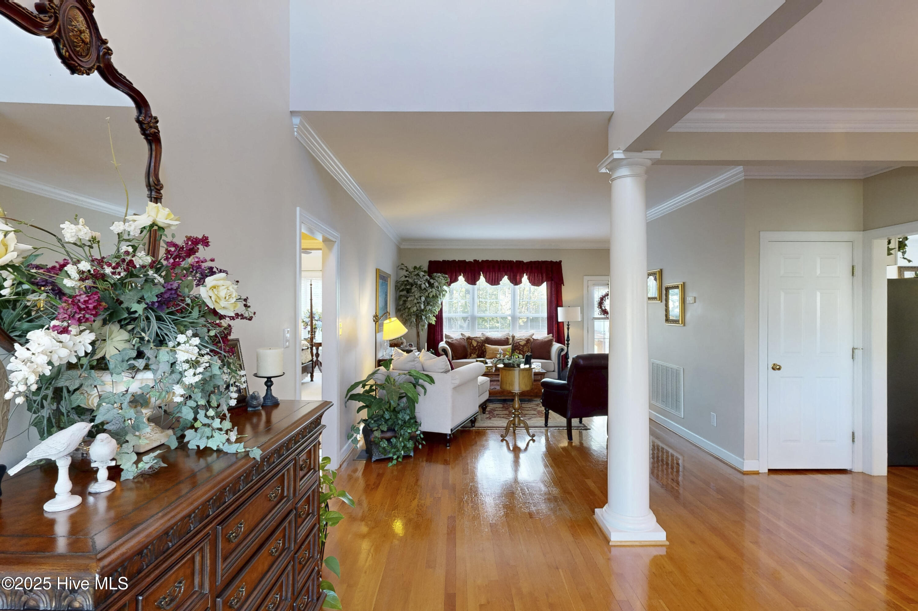 518 Rock Creek Drive N