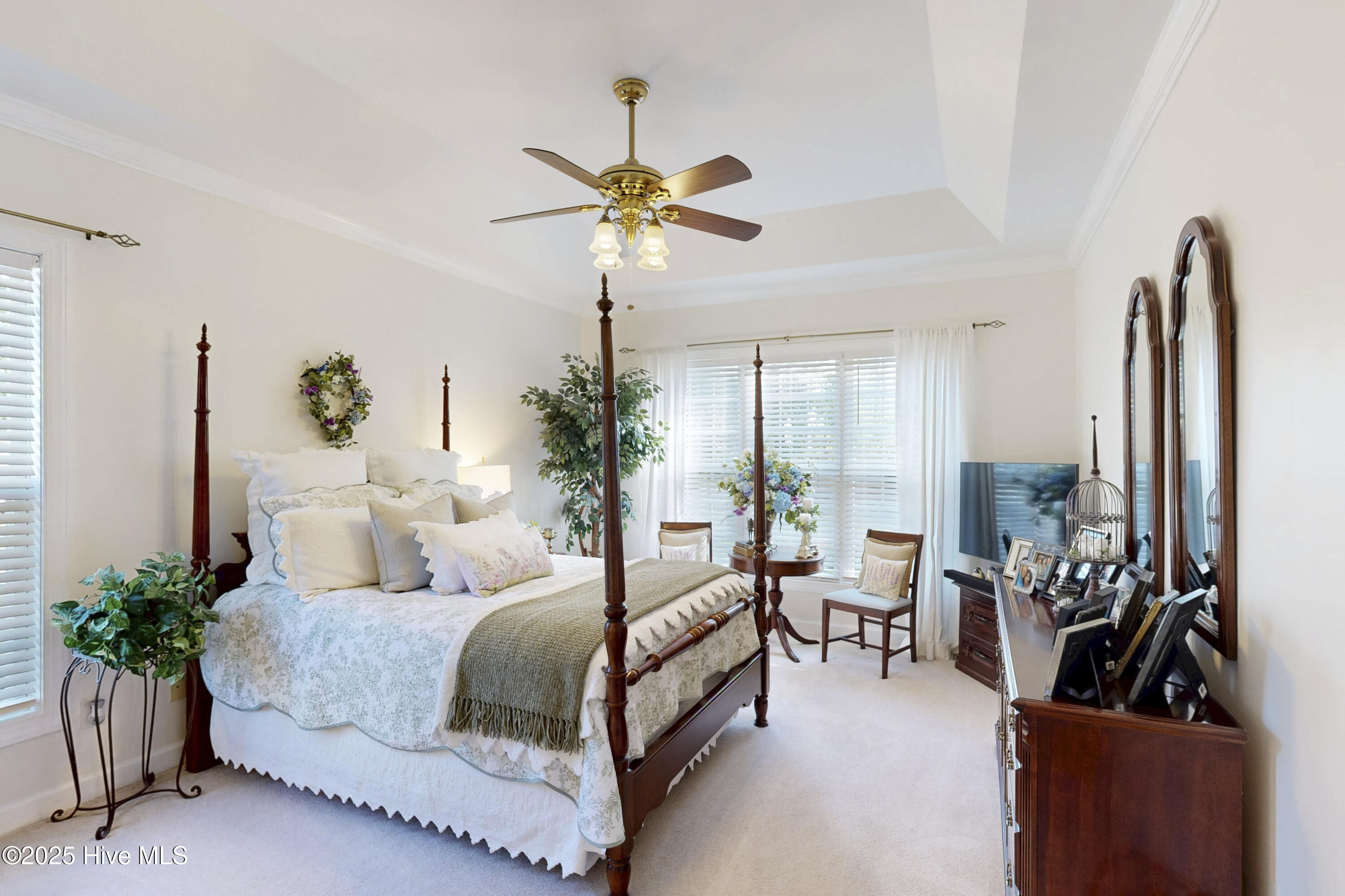 518 Rock Creek Drive N