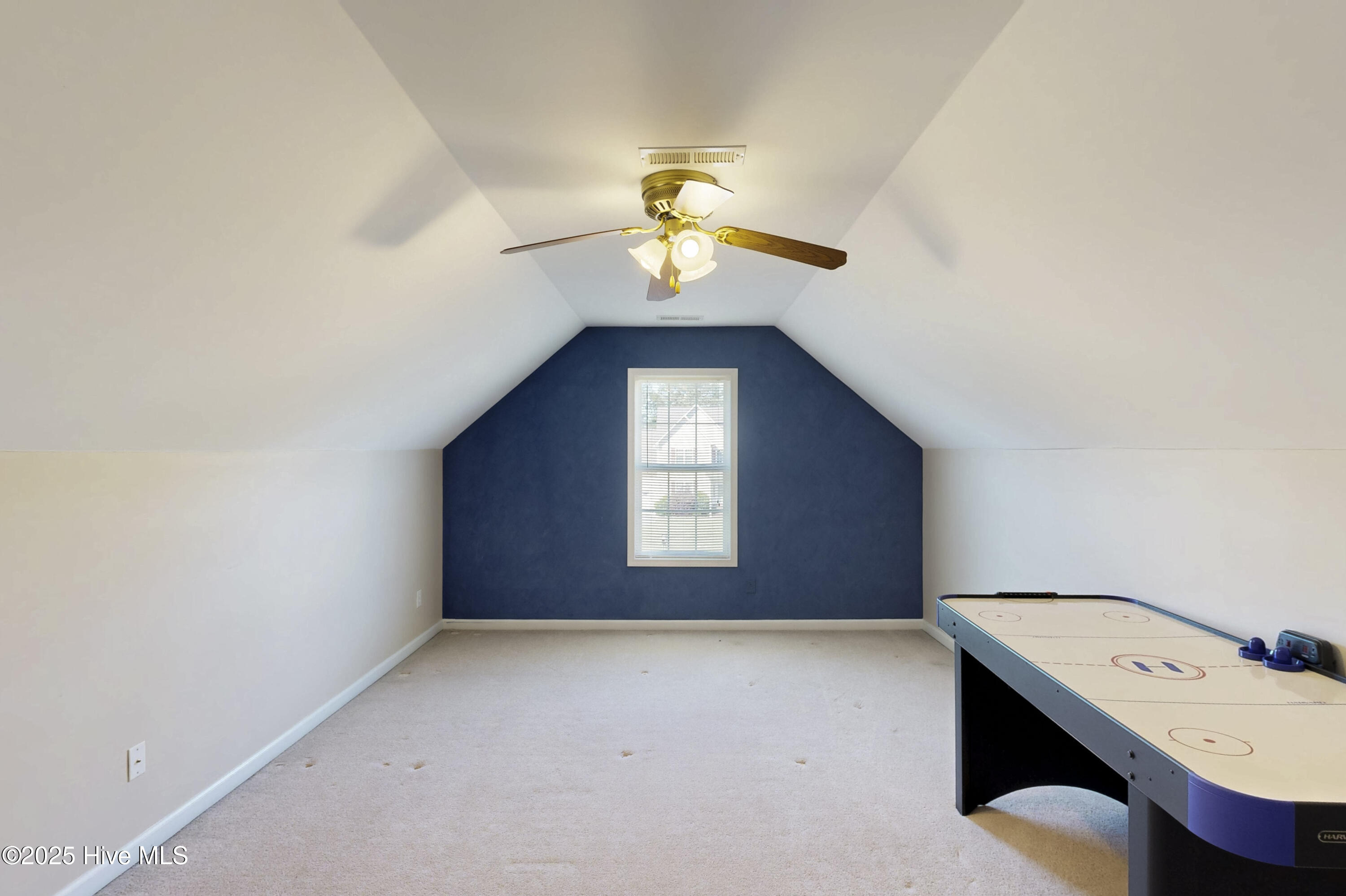 518 Rock Creek Drive N