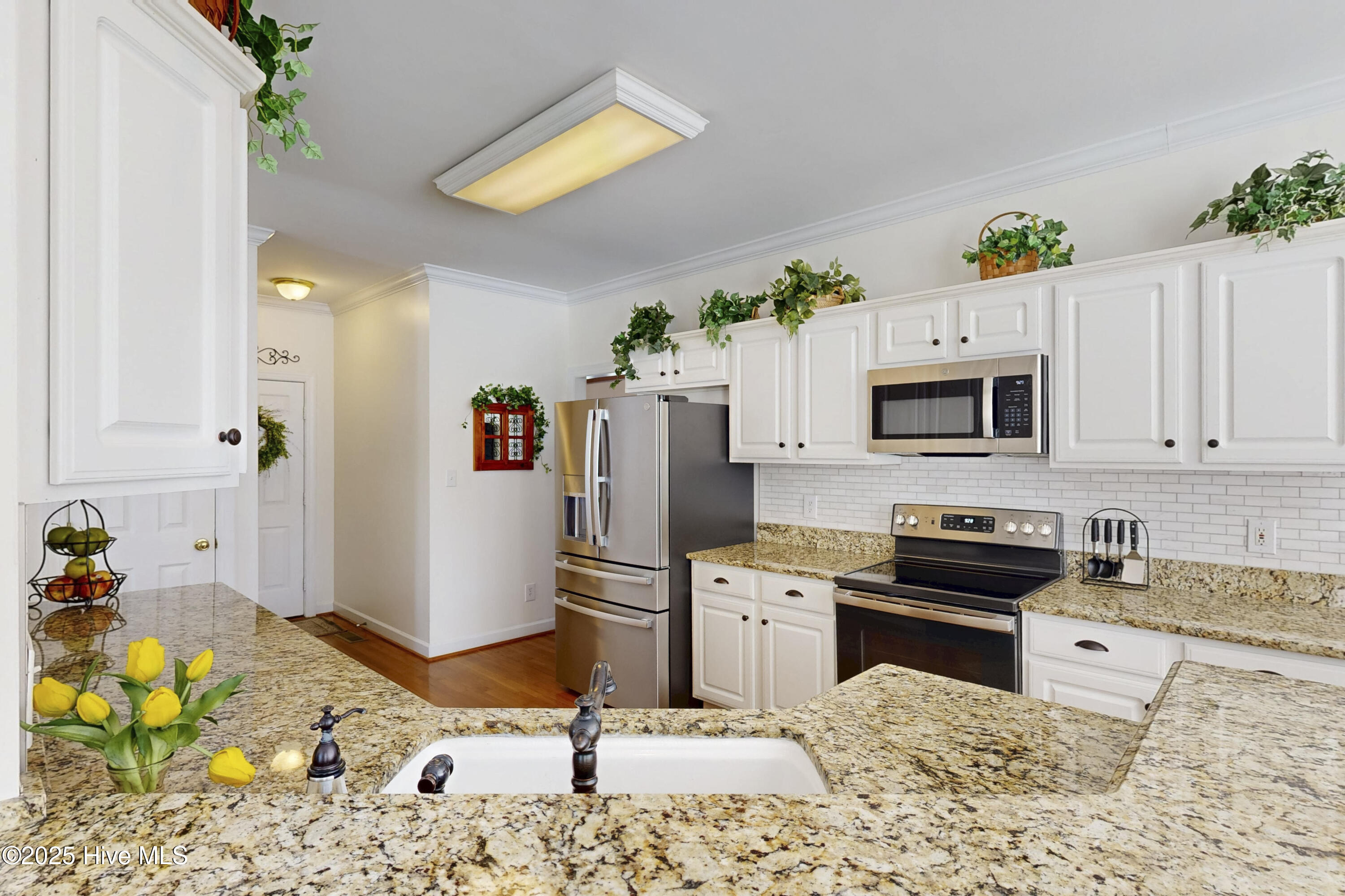 518 Rock Creek Drive N