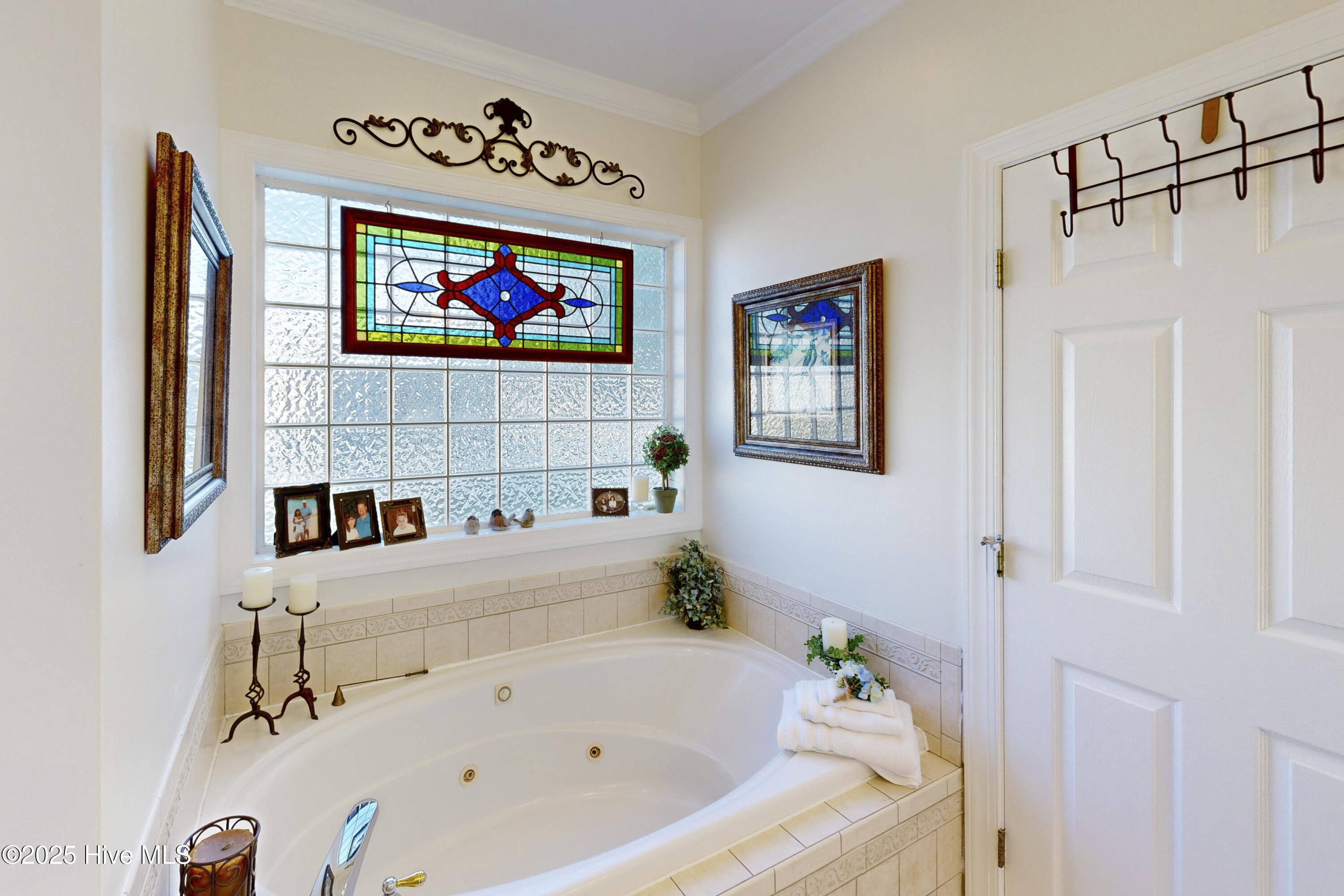 518 Rock Creek Drive N