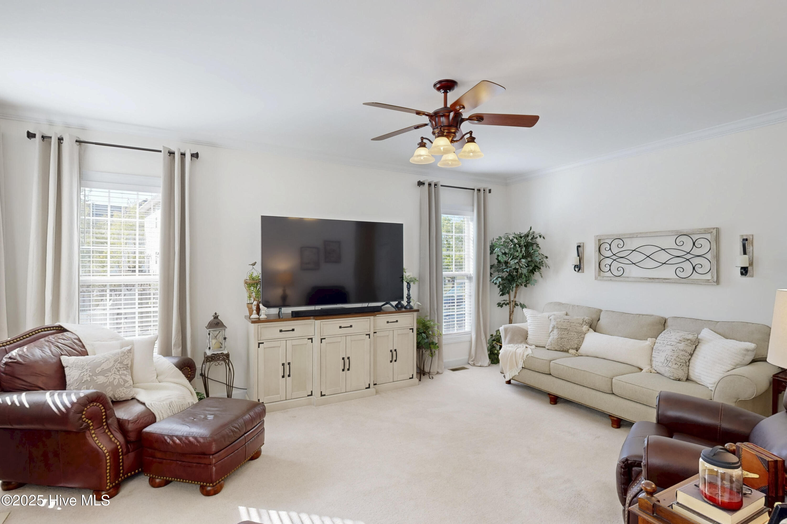 518 Rock Creek Drive N