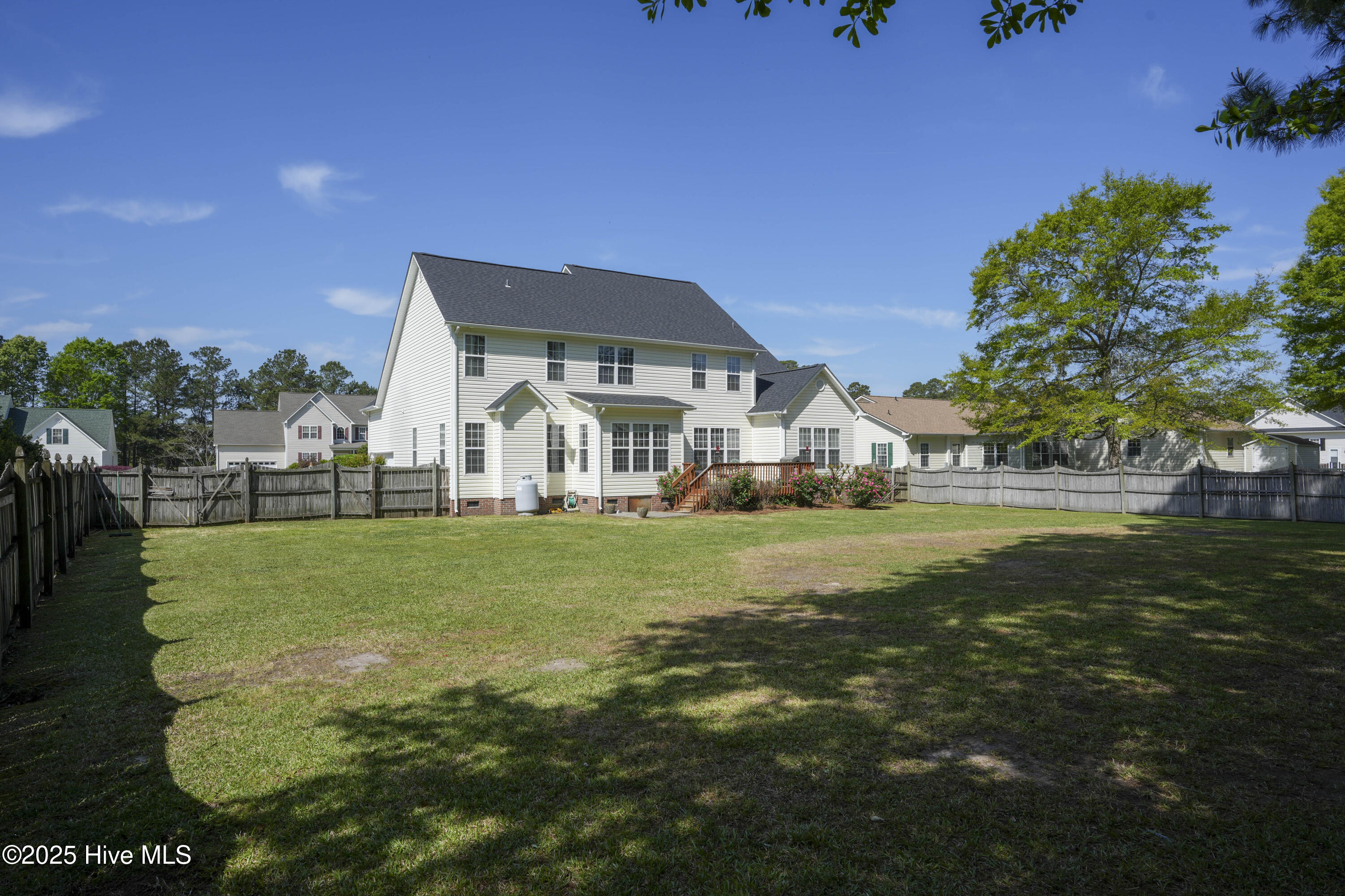 518 Rock Creek Drive N