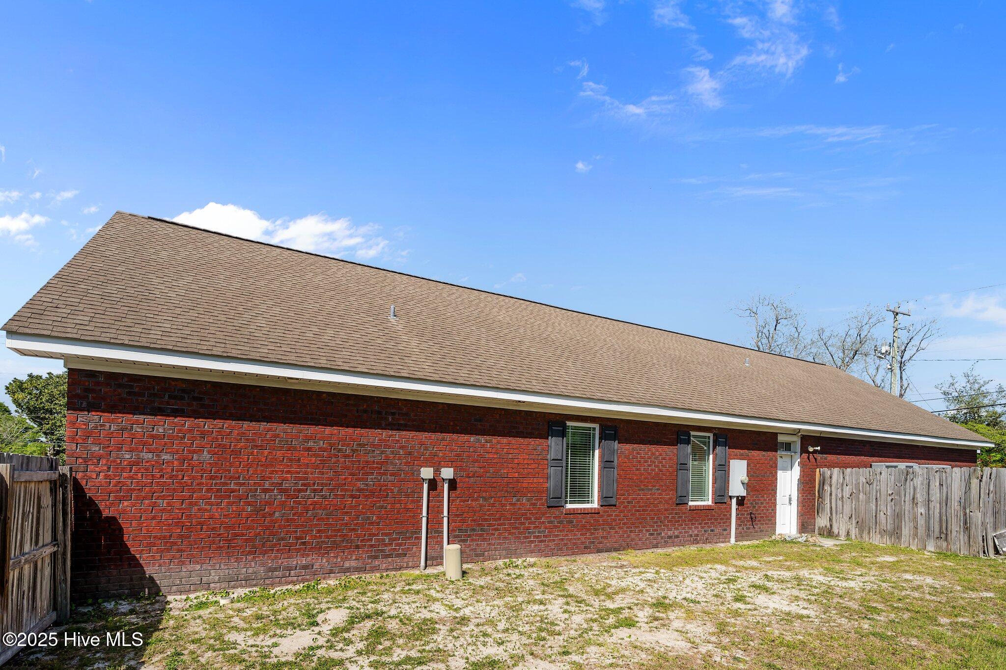 328 New Bridge Street