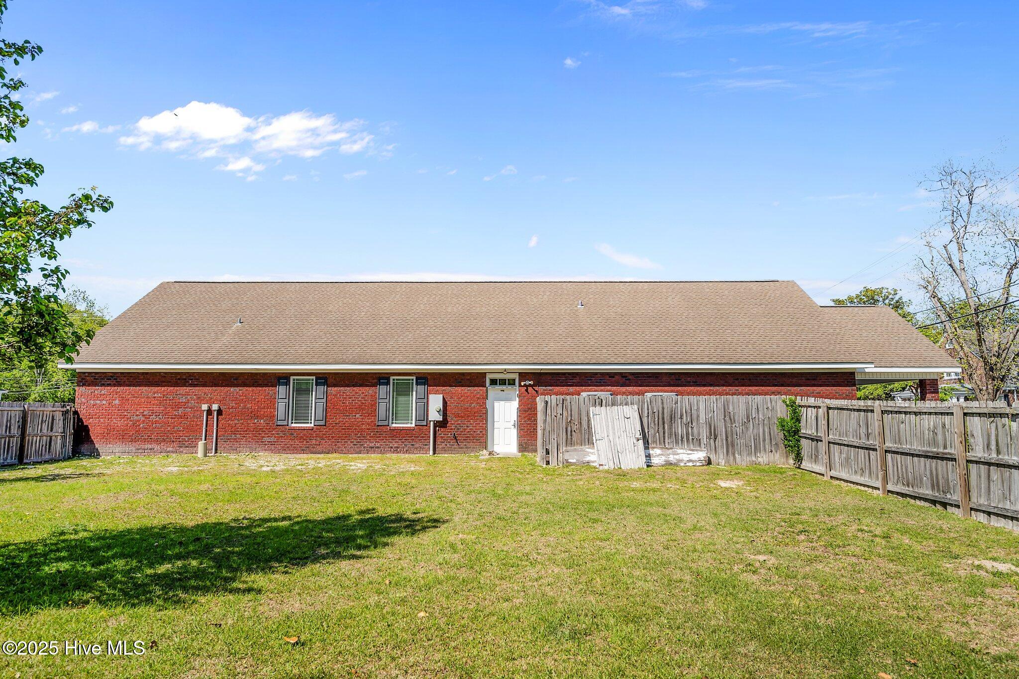 328 New Bridge Street