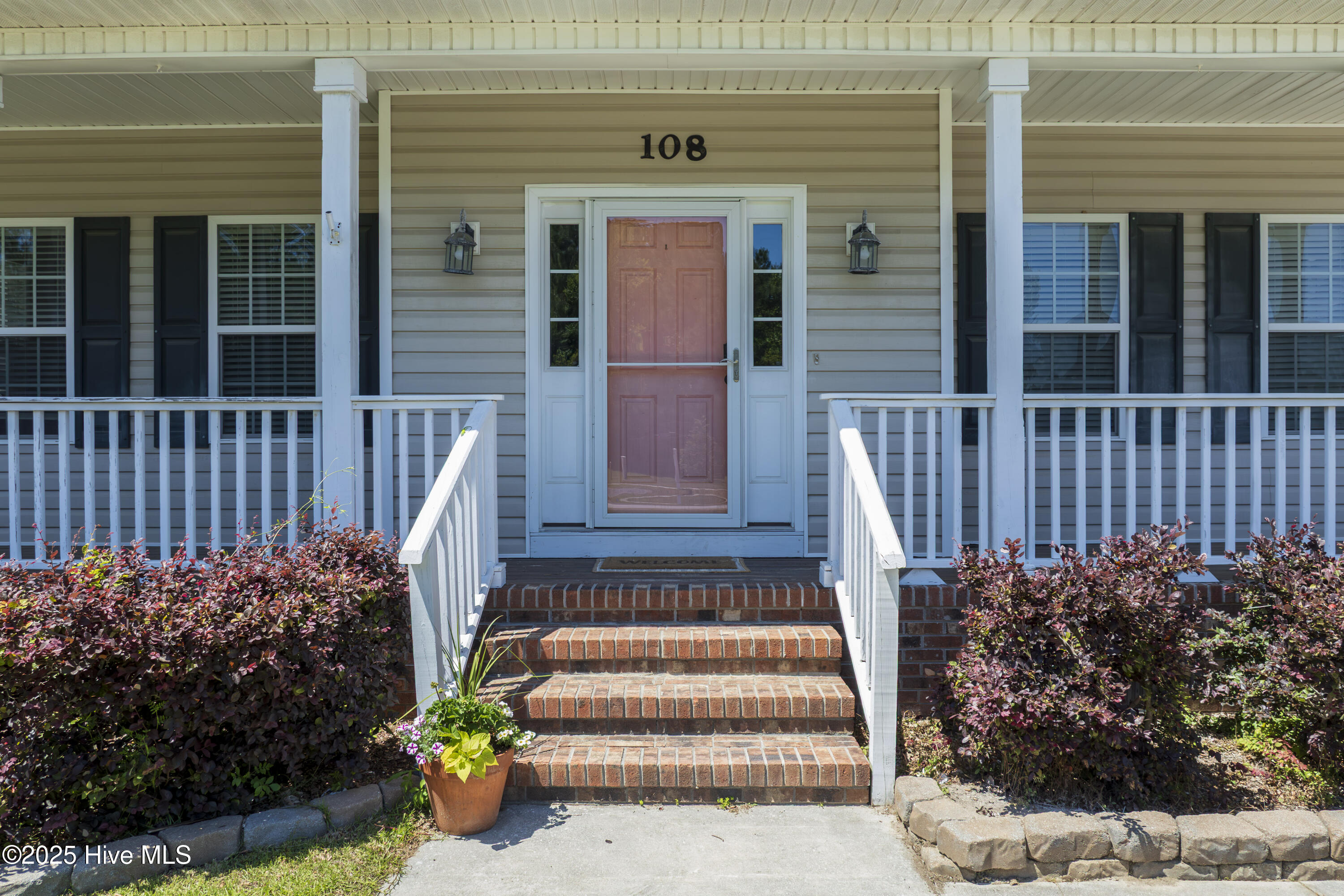 108 Nellie Lane