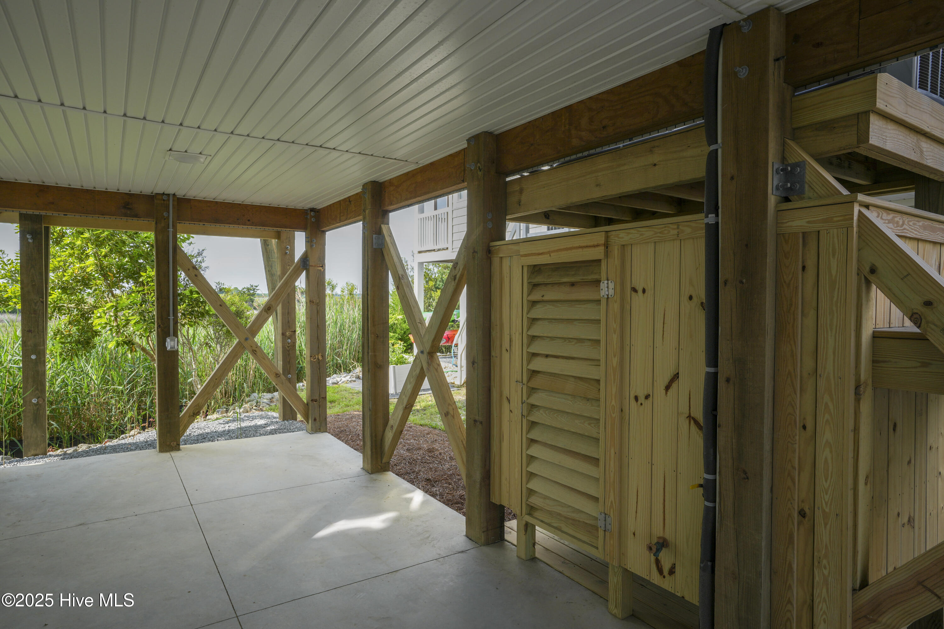 128 Sea Oaks Court