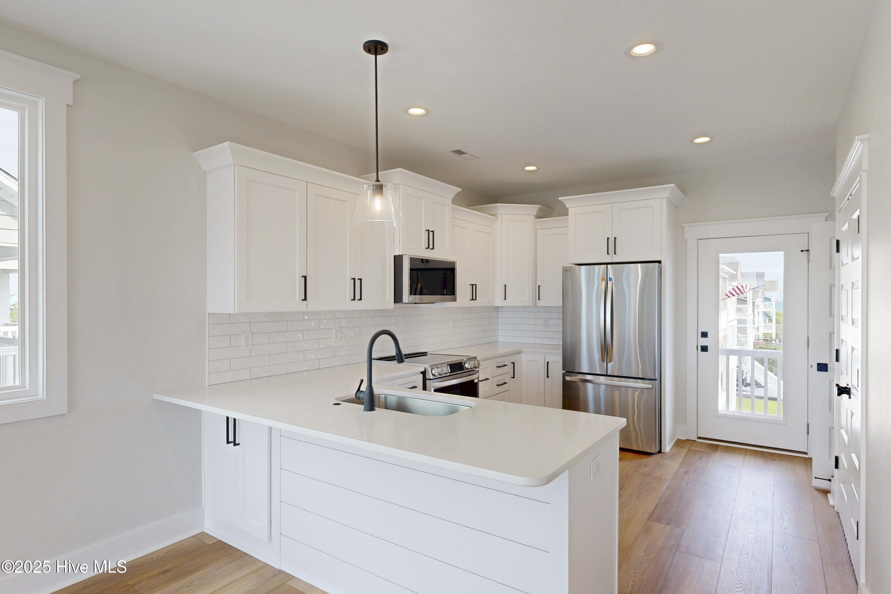 128 Sea Oaks Court