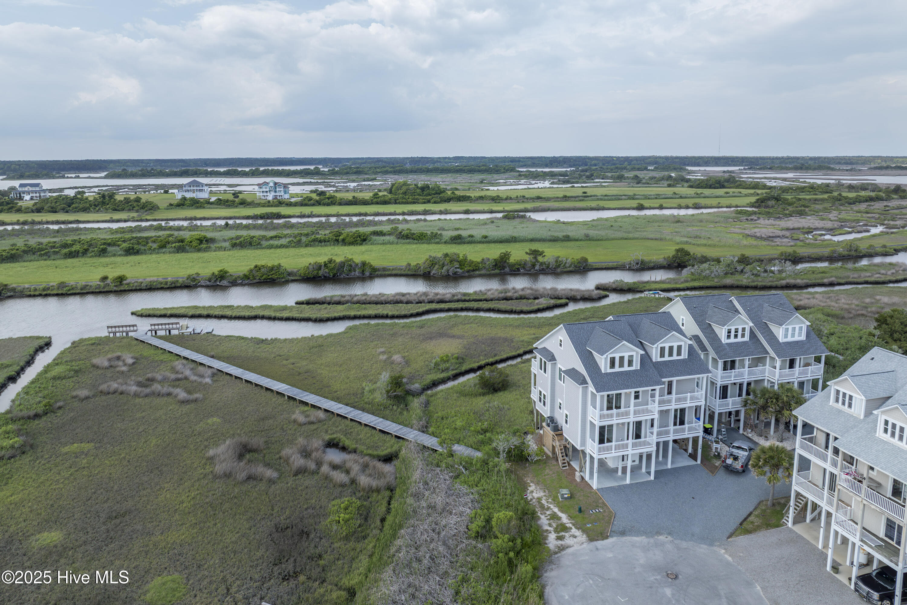128 Sea Oaks Court
