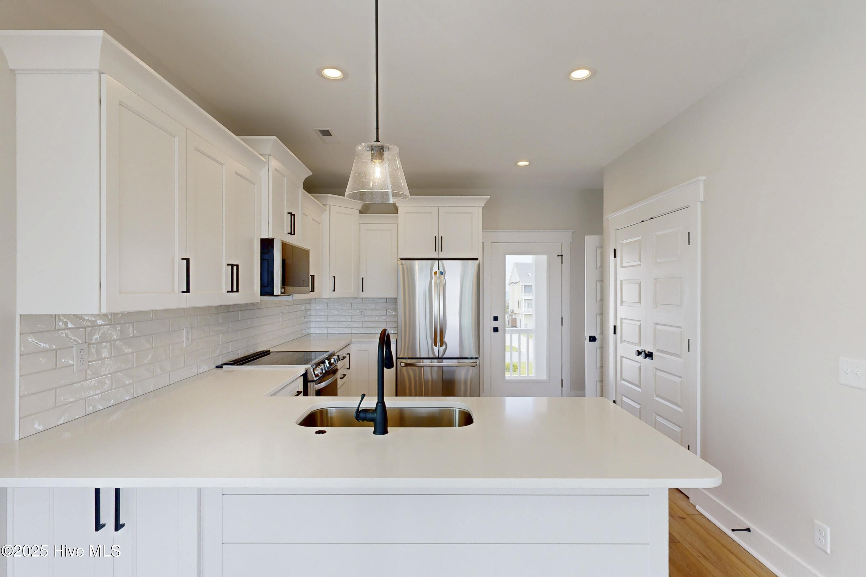 128 Sea Oaks Court