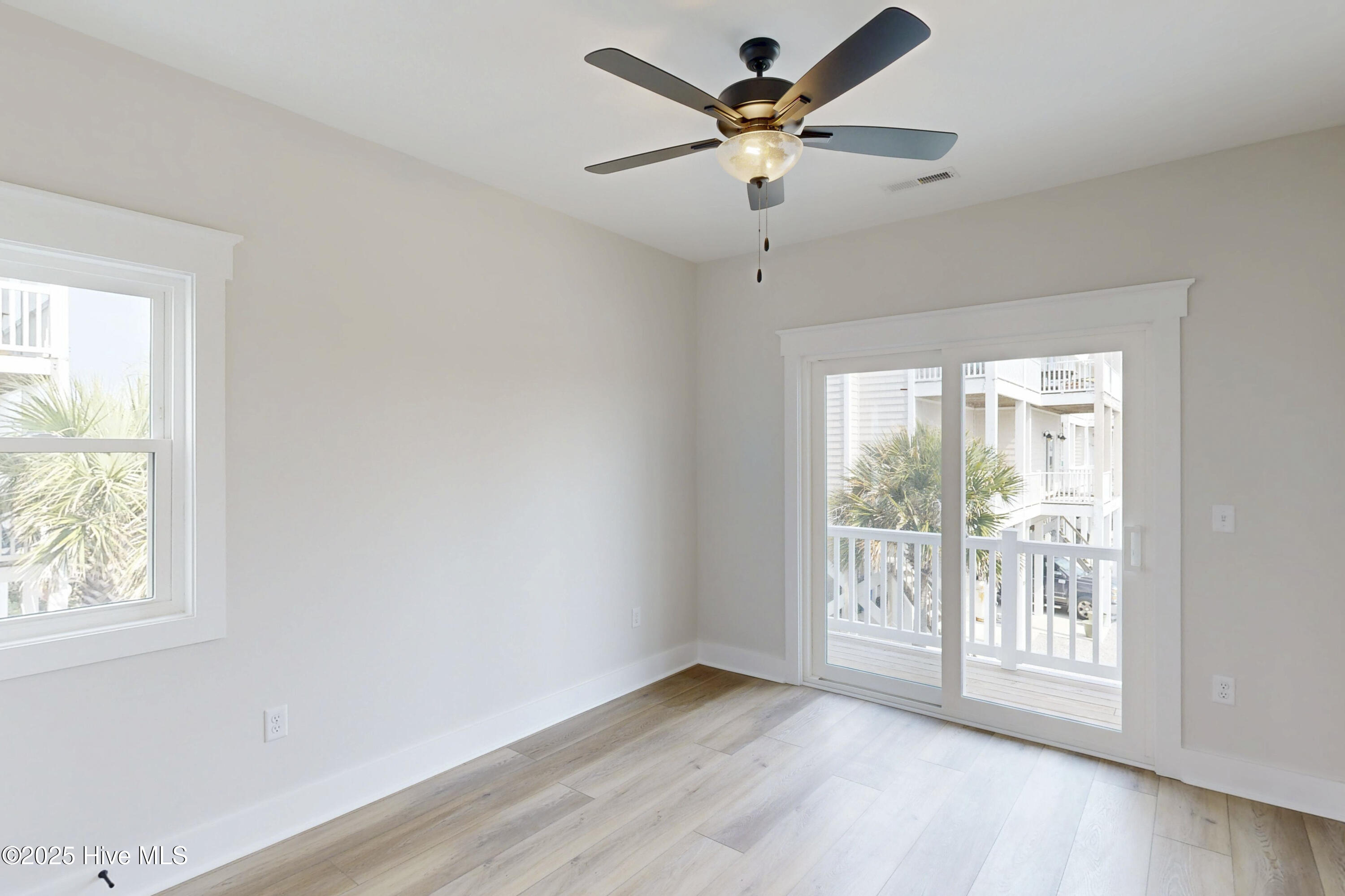 128 Sea Oaks Court