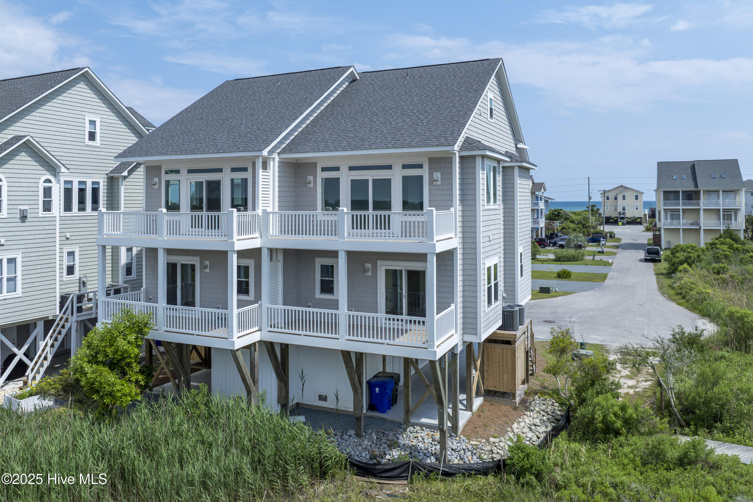 128 Sea Oaks Court