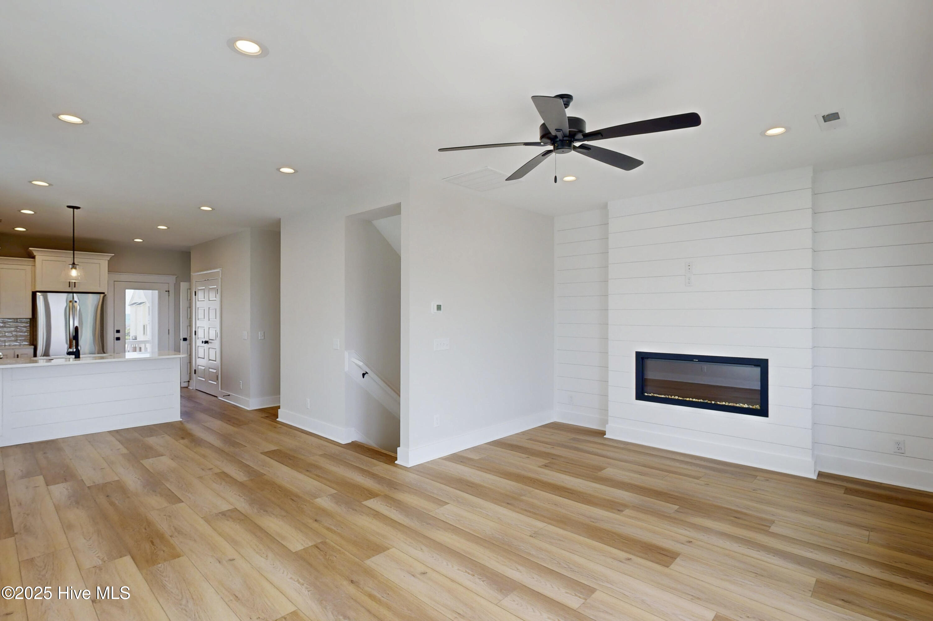 128 Sea Oaks Court