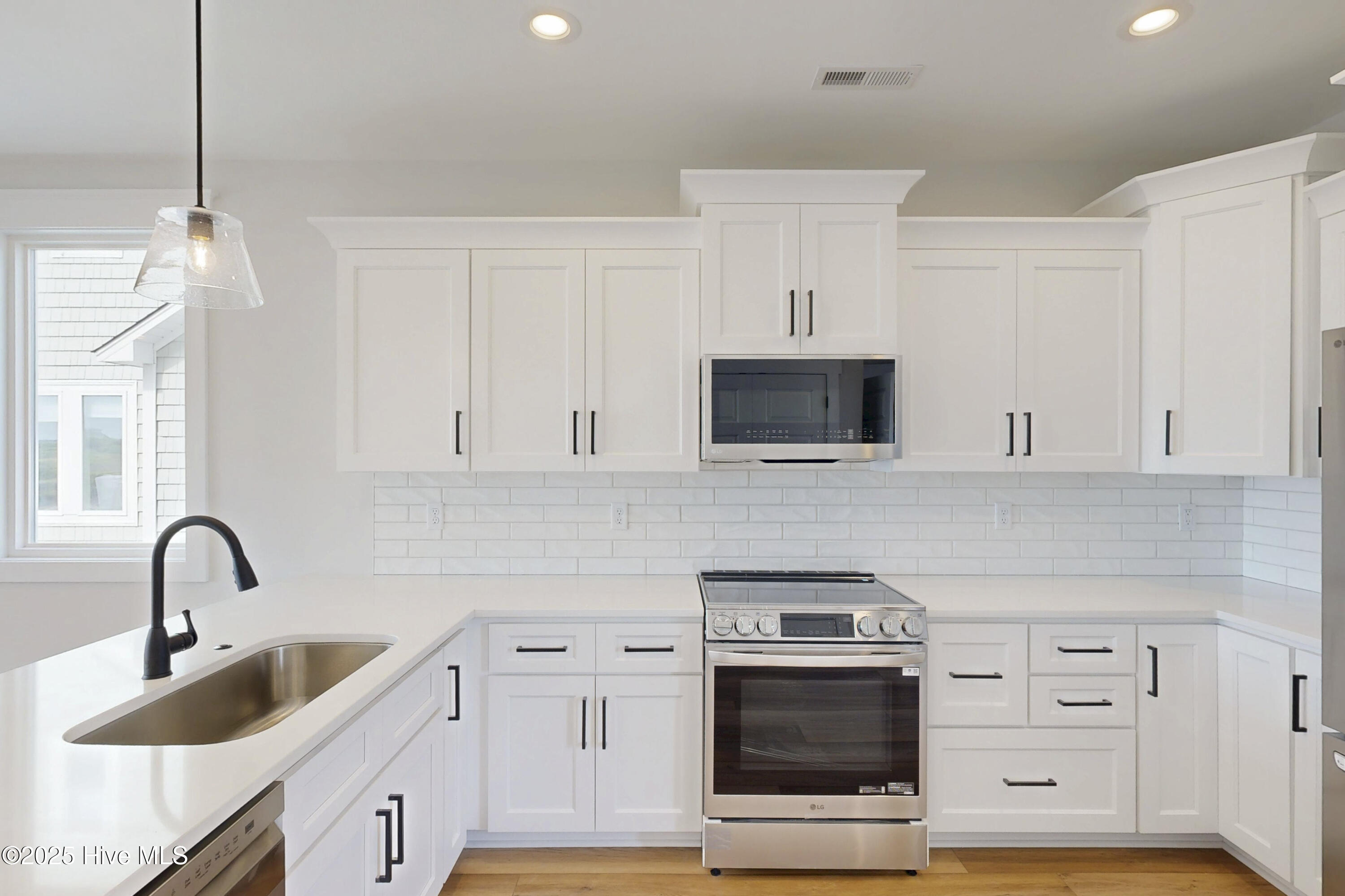 128 Sea Oaks Court