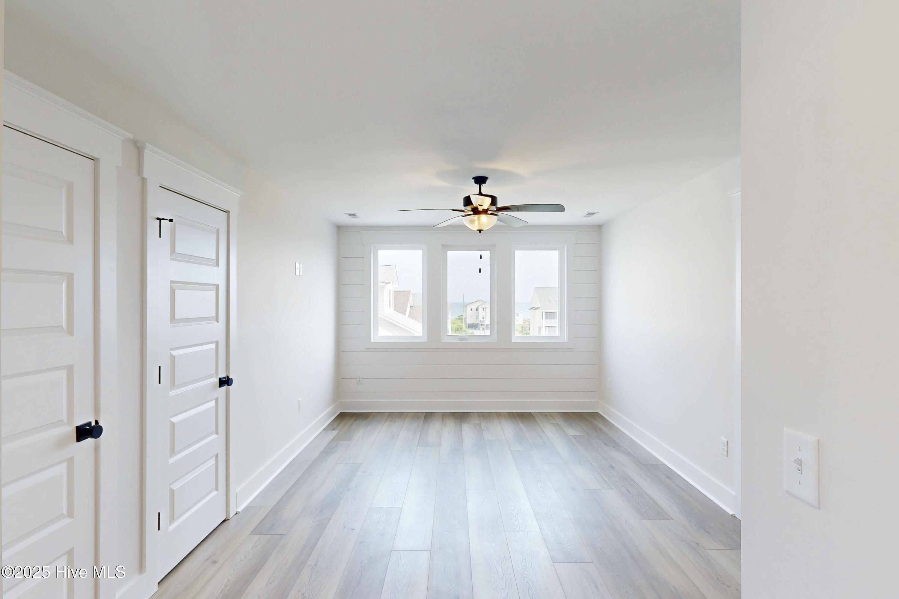 128 Sea Oaks Court