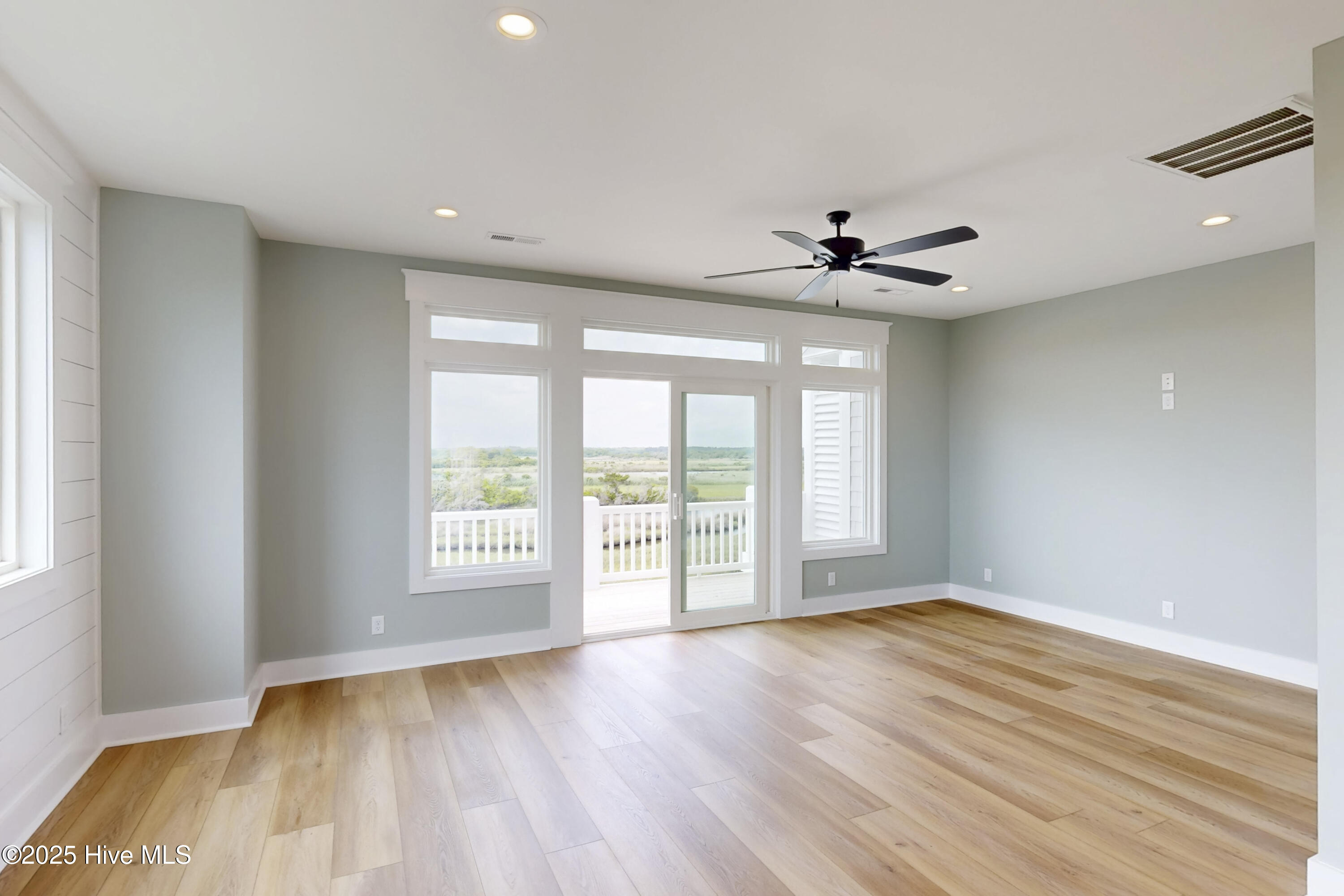130 Sea Oaks Court