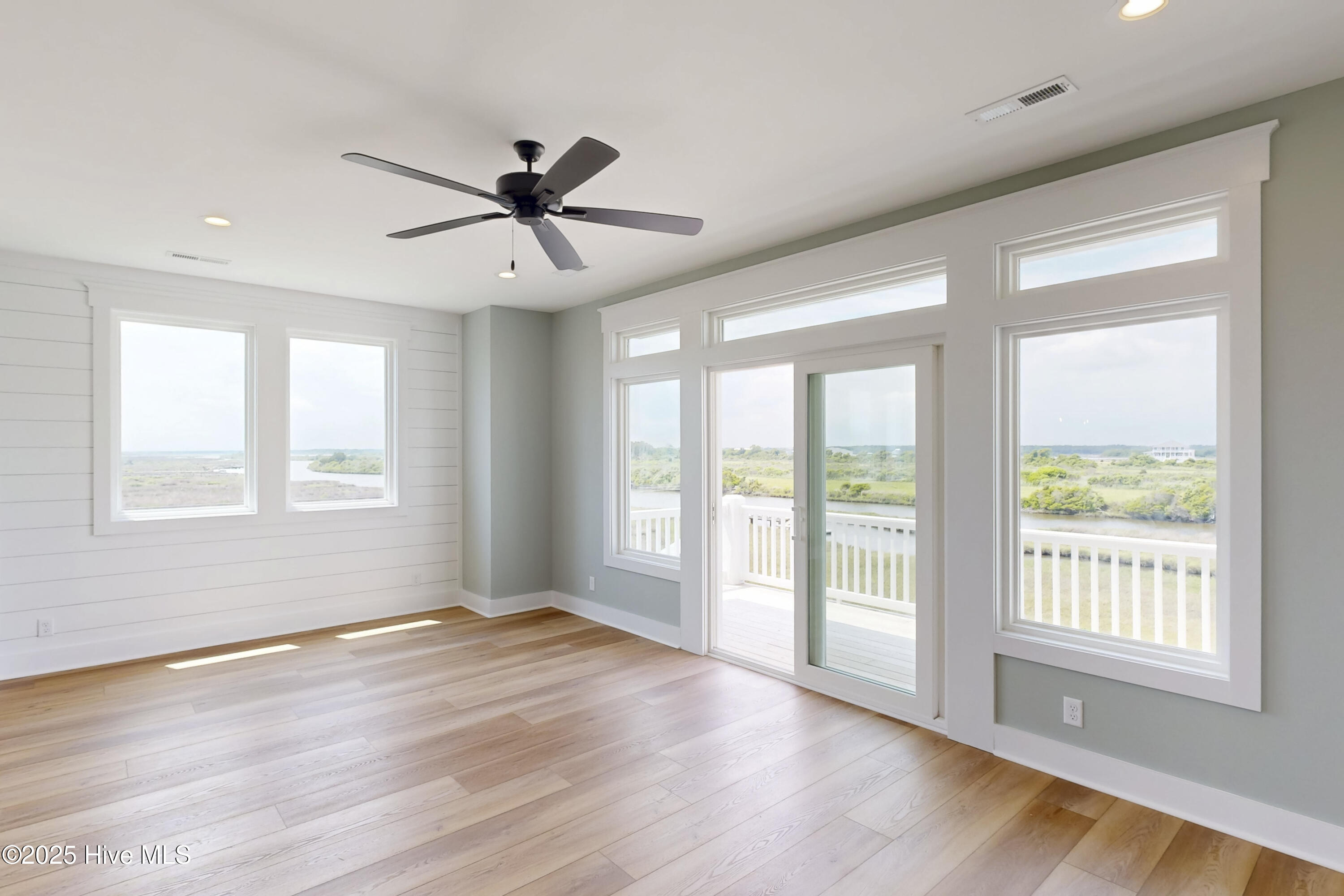 130 Sea Oaks Court