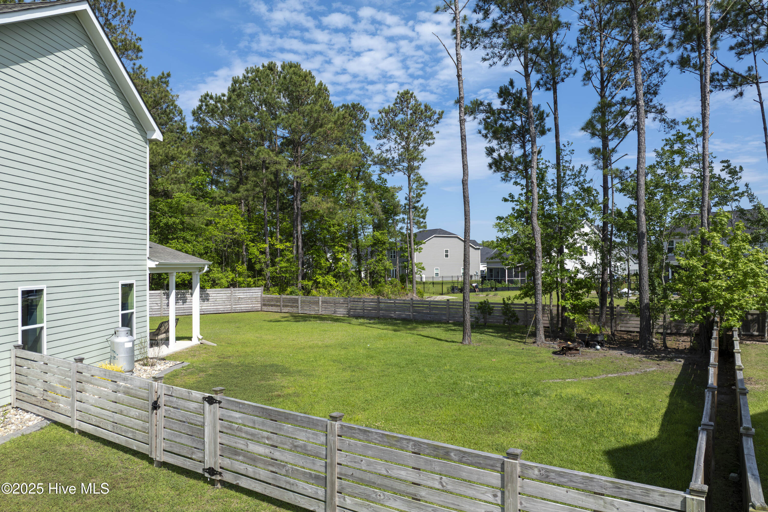 110 E Goldeneye Court