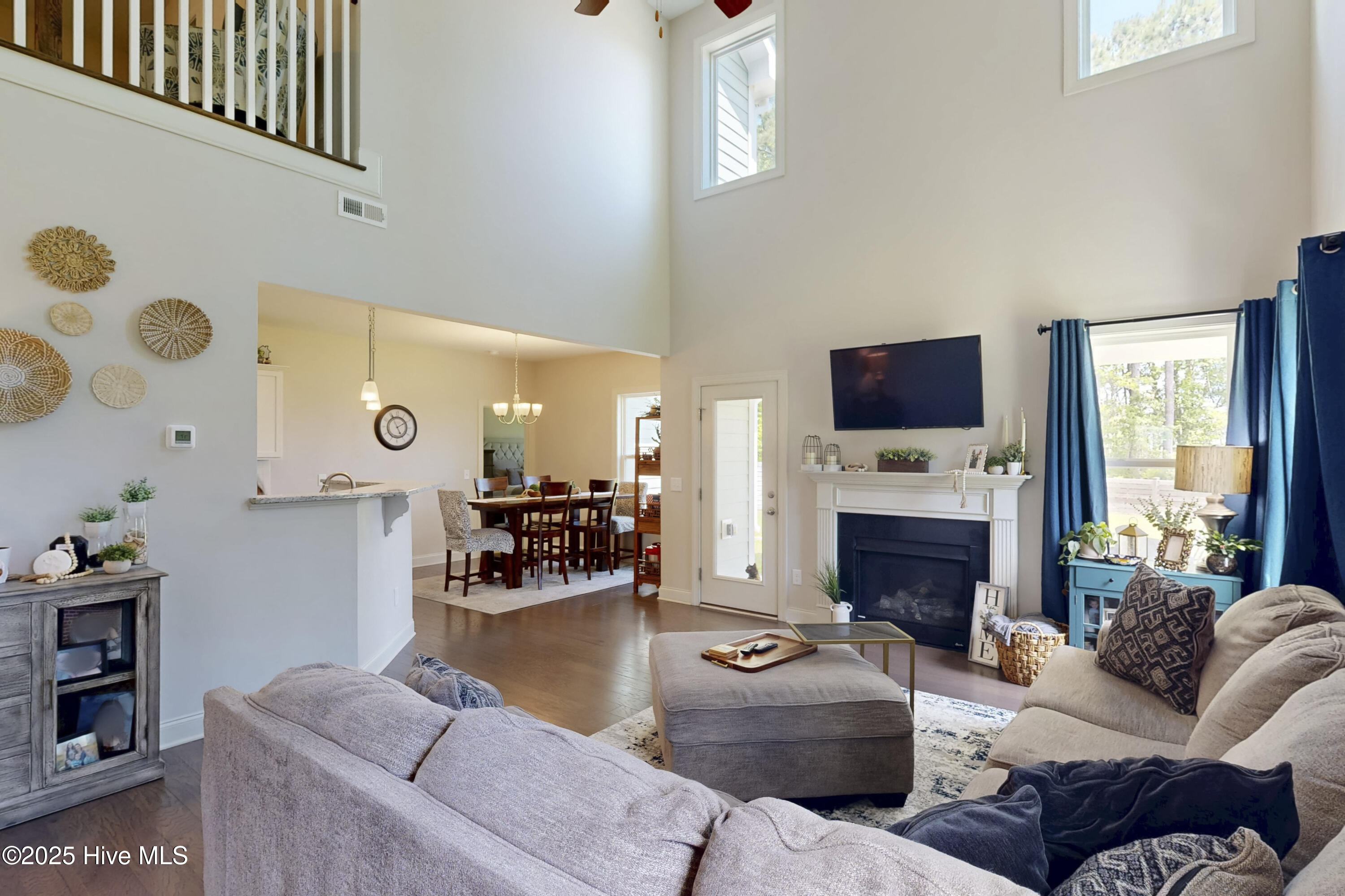 110 E Goldeneye Court