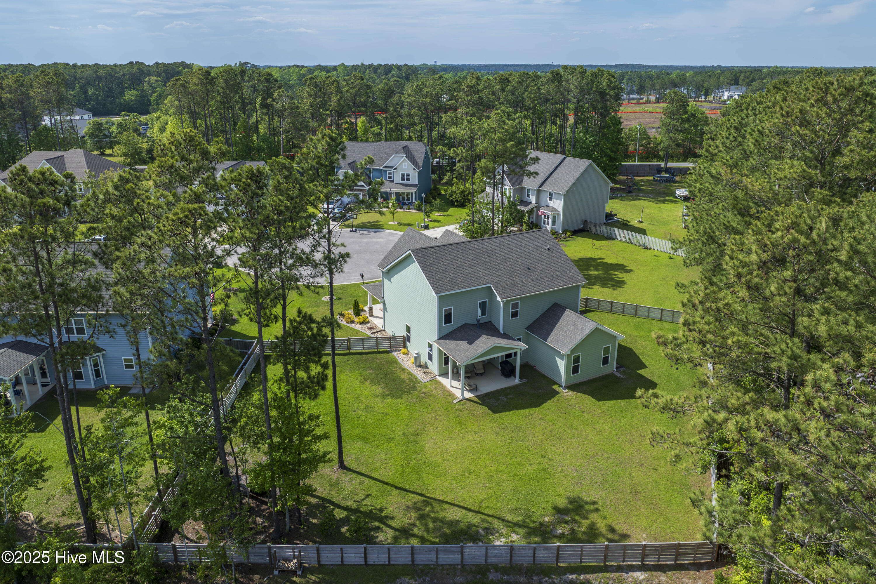 110 E Goldeneye Court