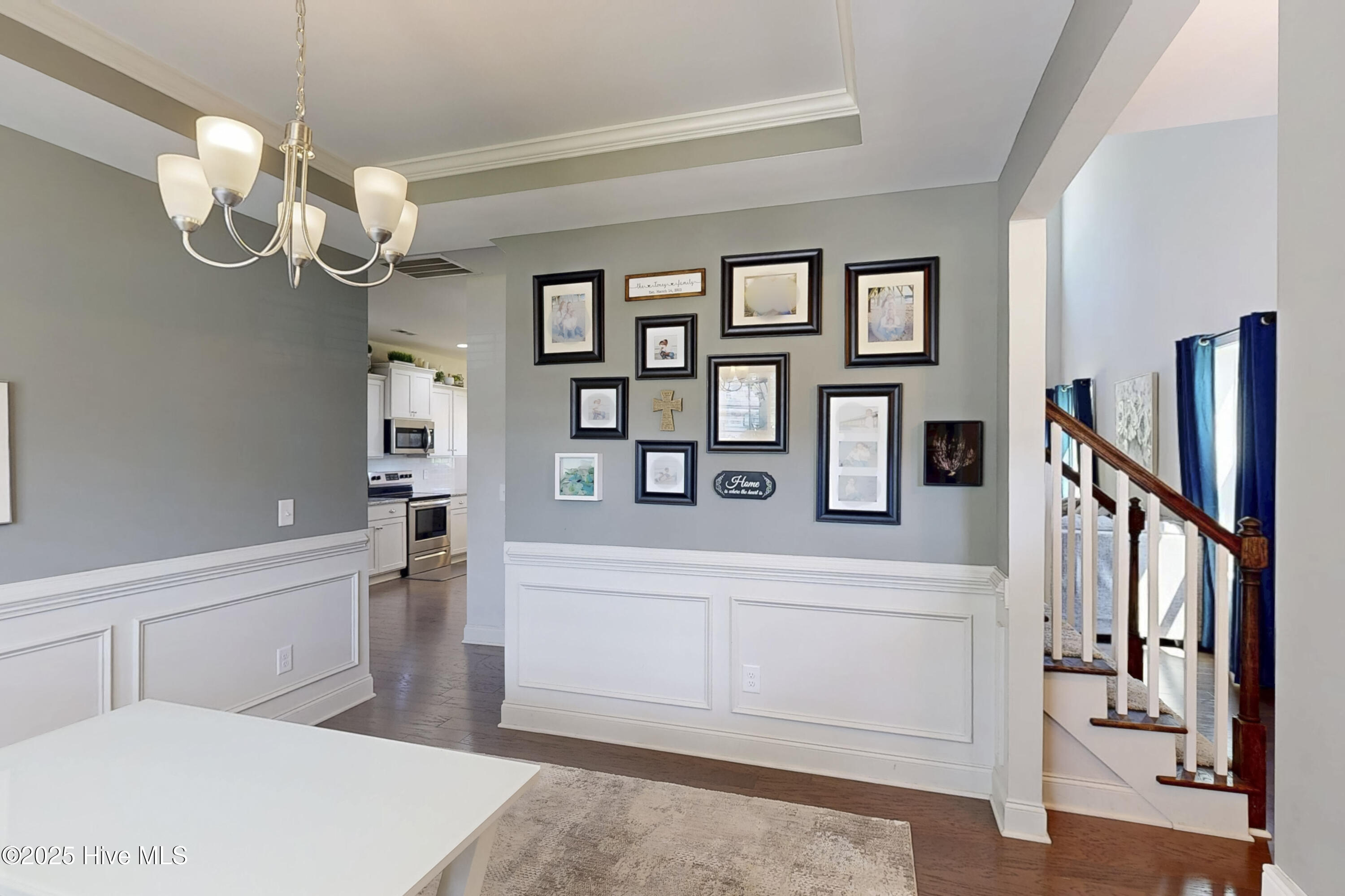 110 E Goldeneye Court