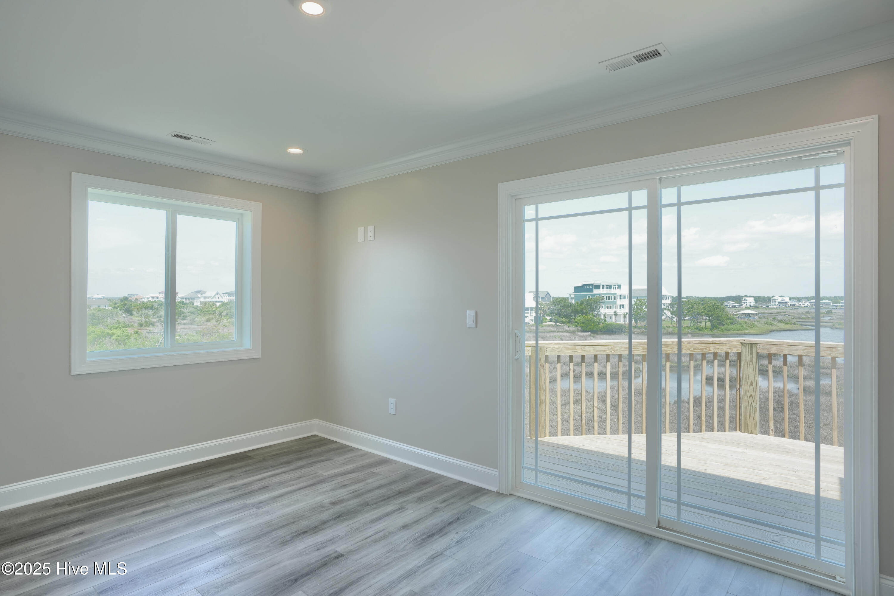 887 New River Inlet Road, 1