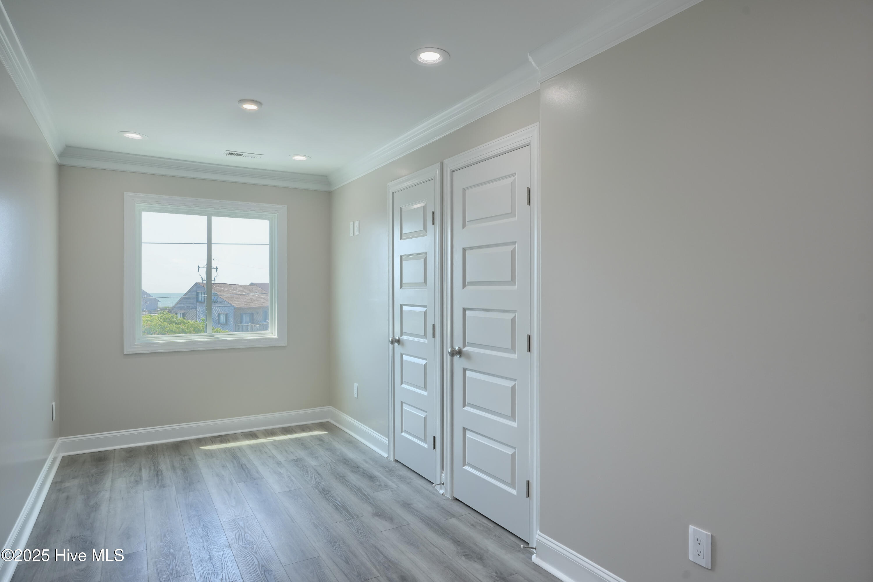 887 New River Inlet Road, 1