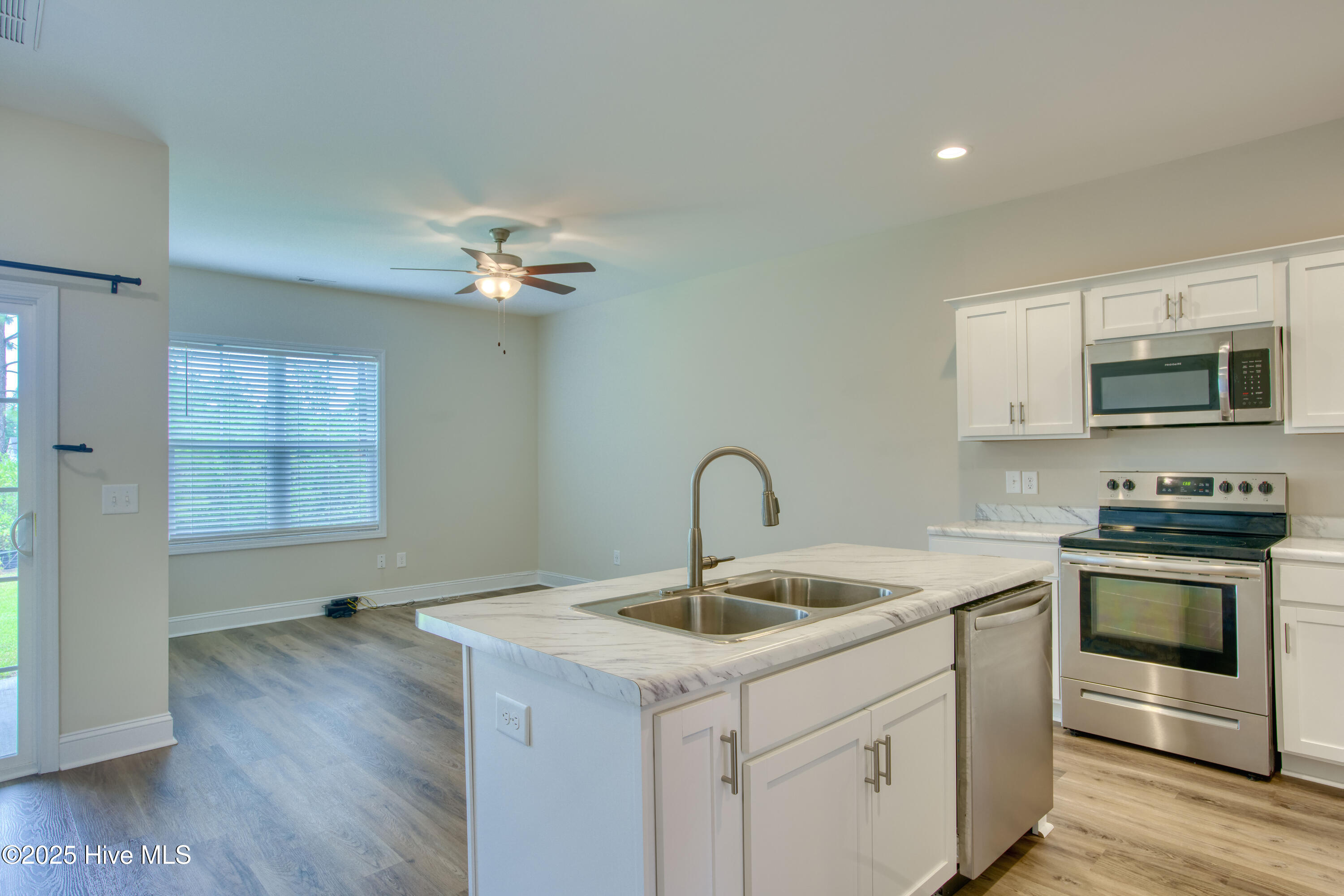 329 S Stingray Lane
