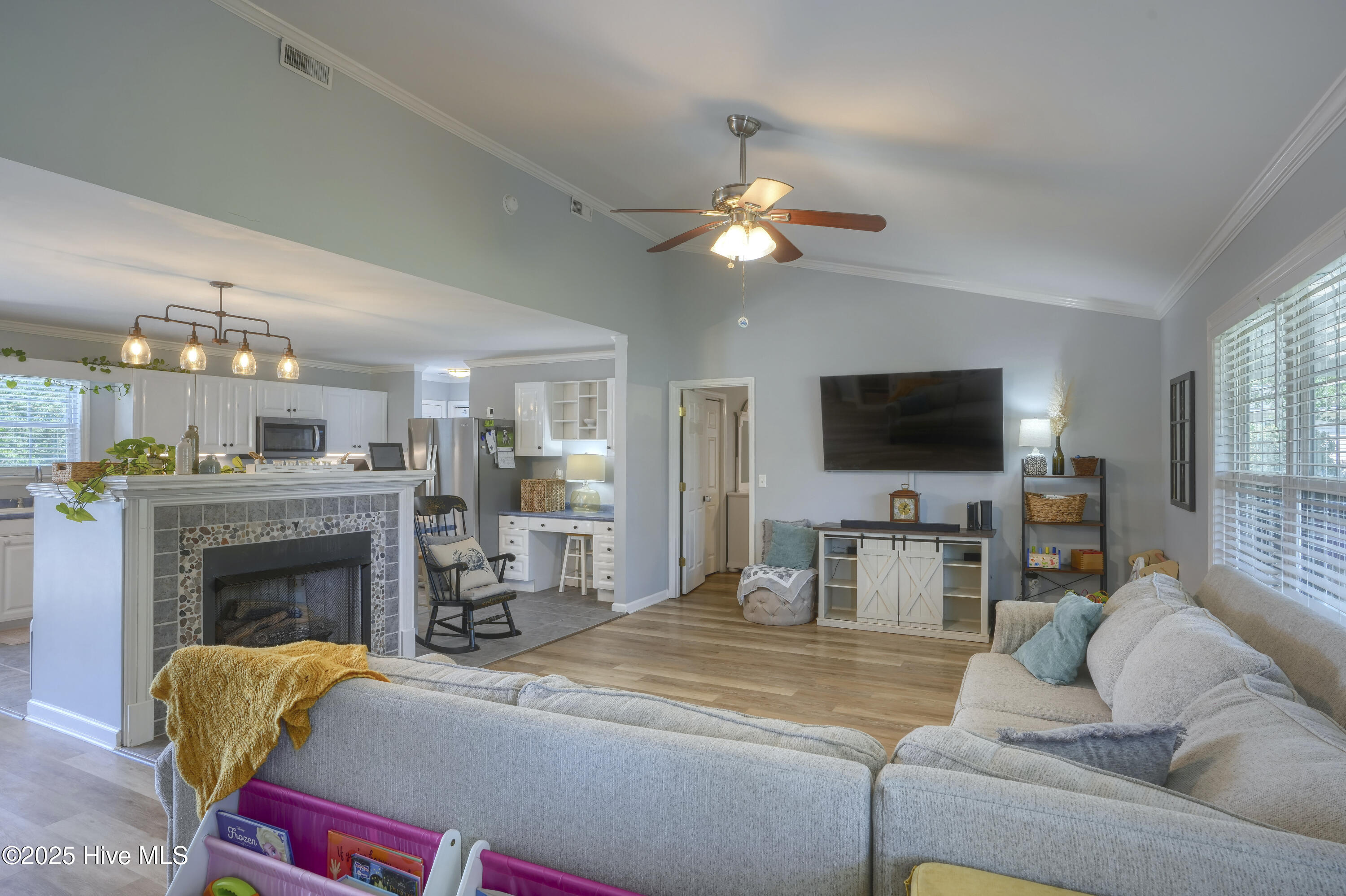 18 Bay Drive
