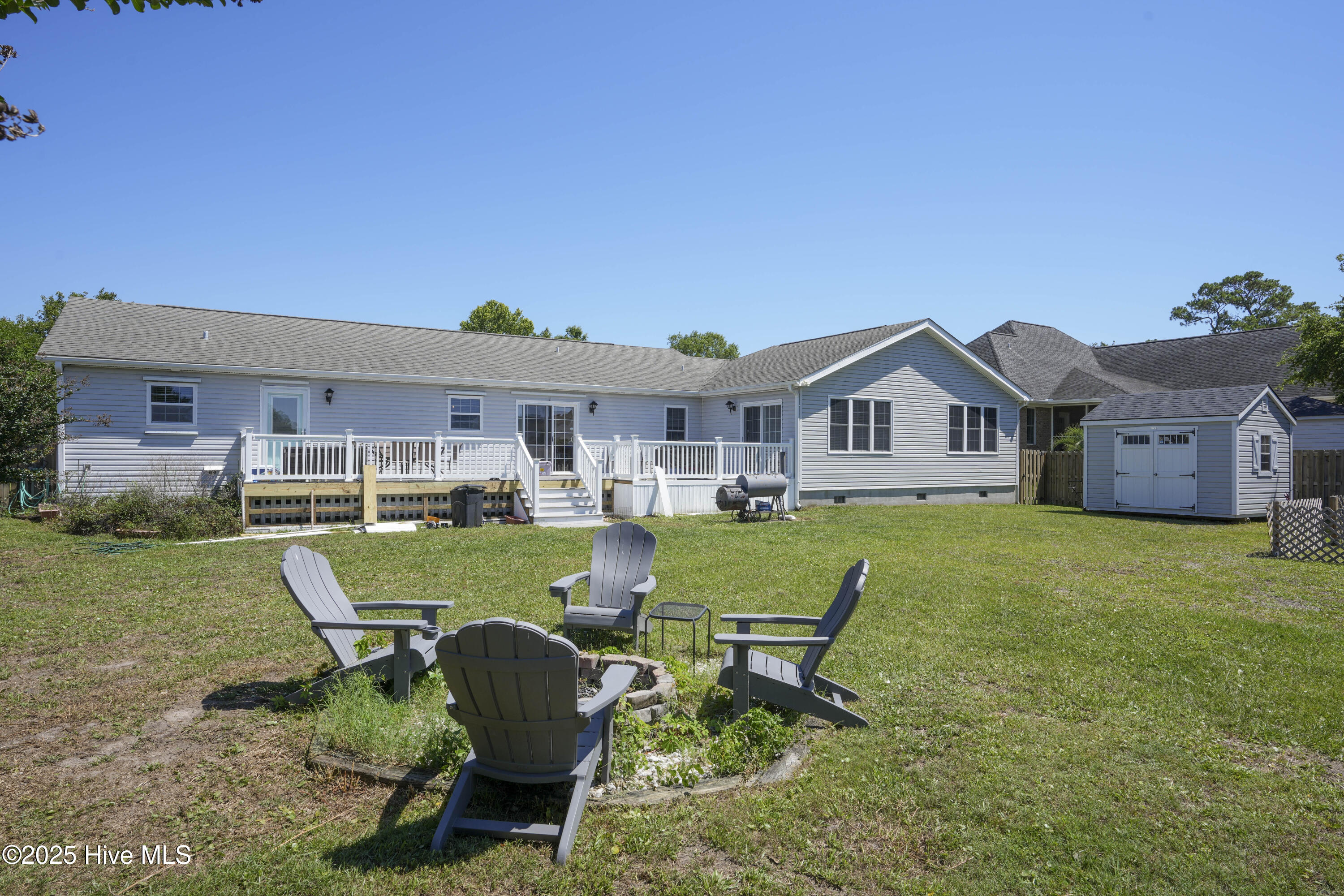 18 Bay Drive