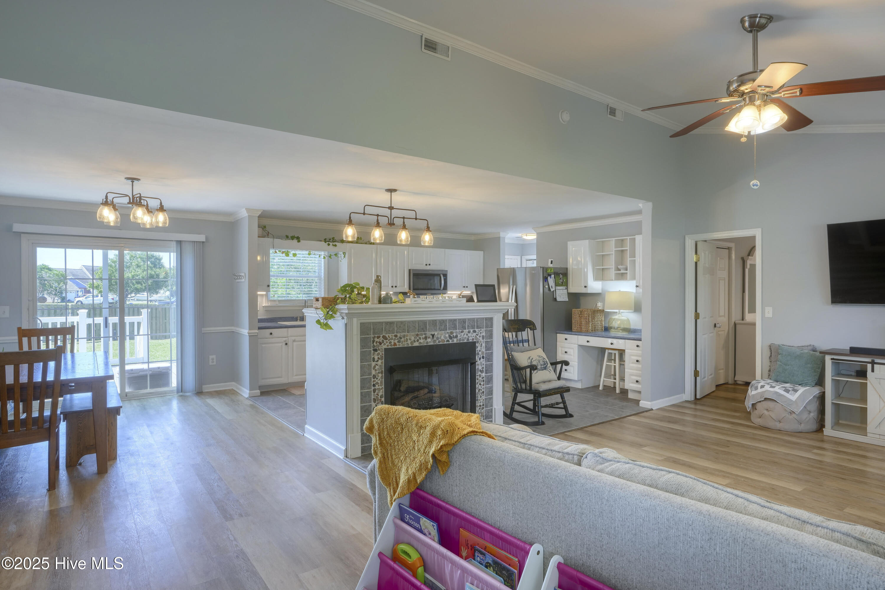 18 Bay Drive