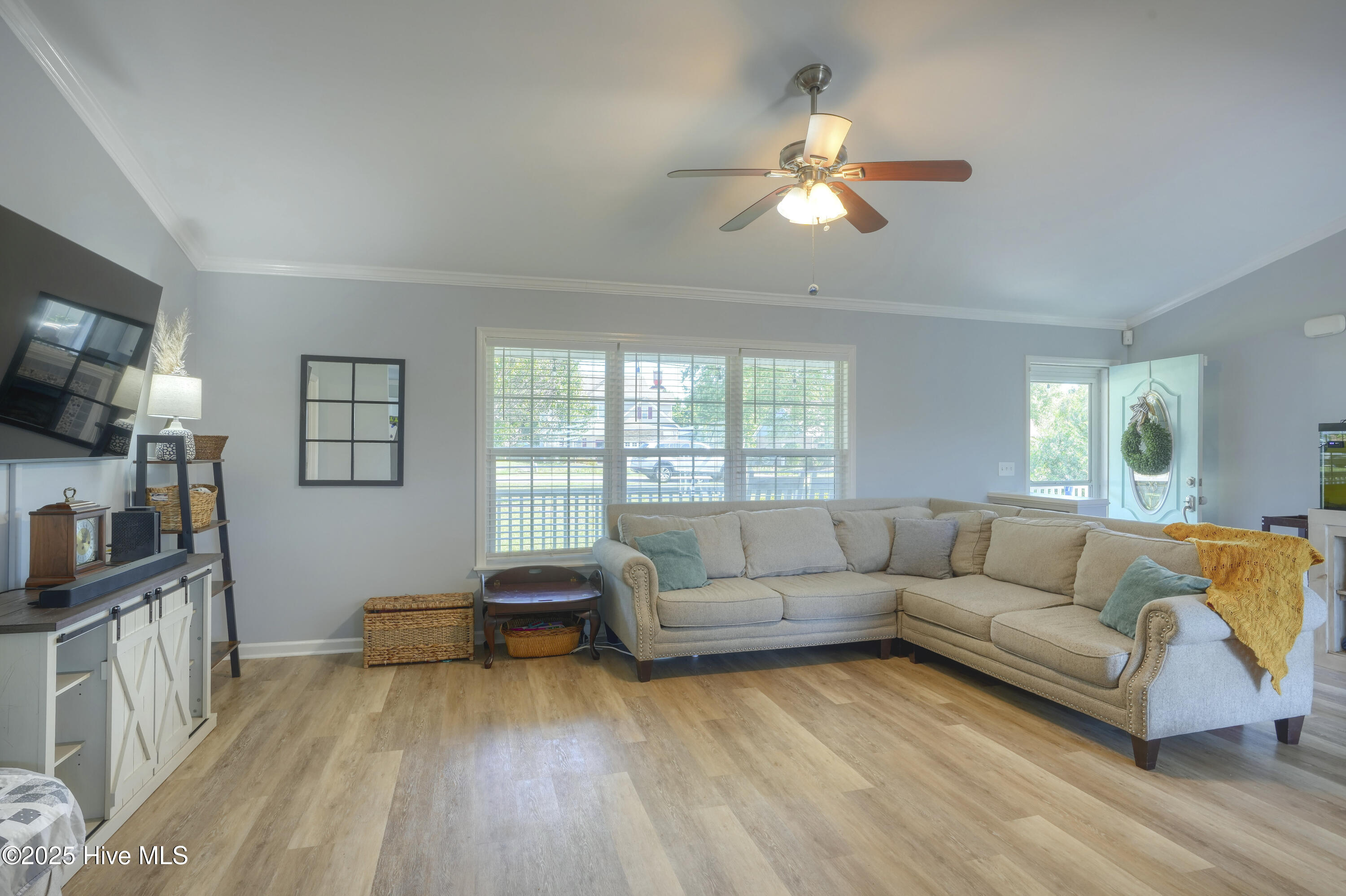 18 Bay Drive
