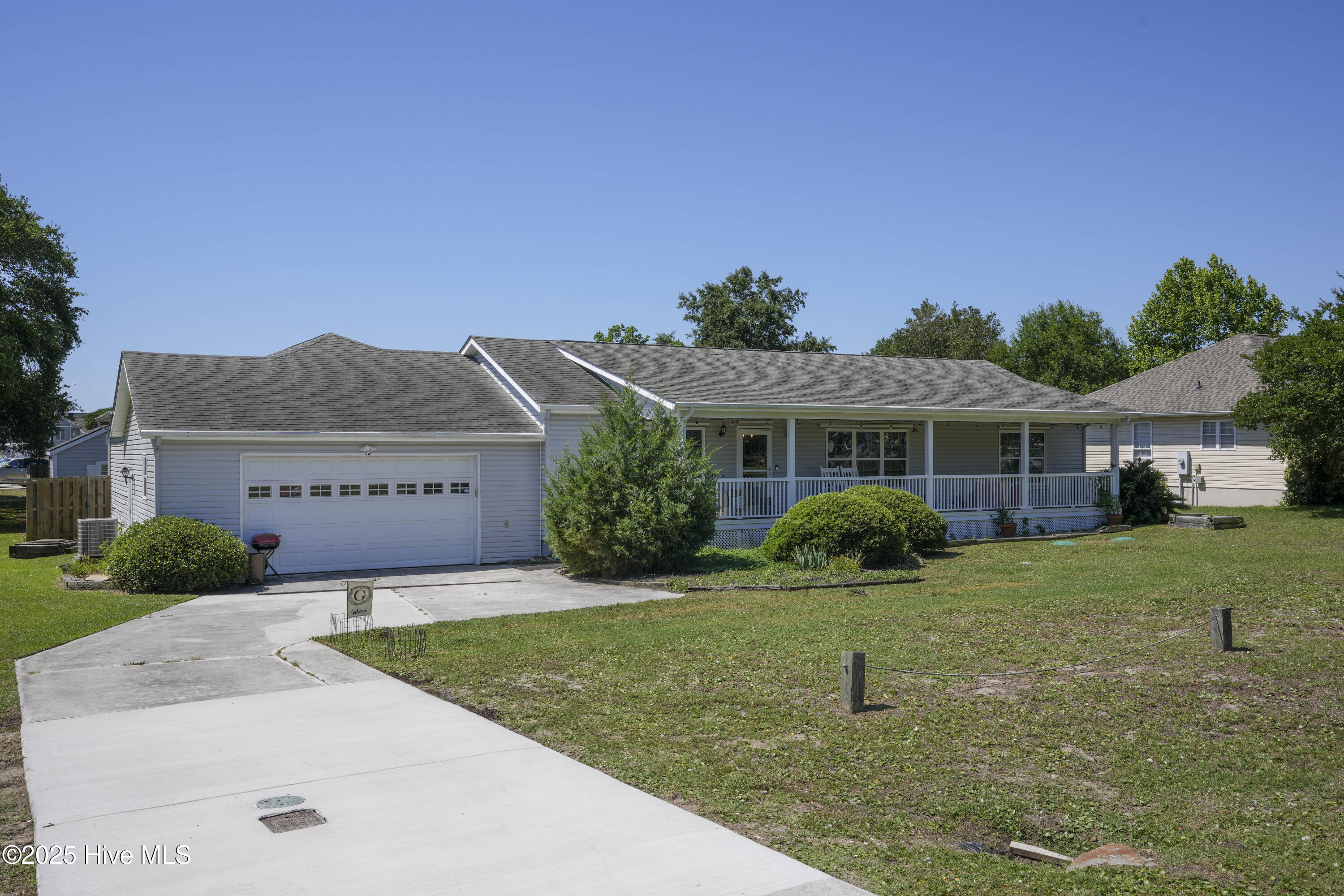 18 Bay Drive