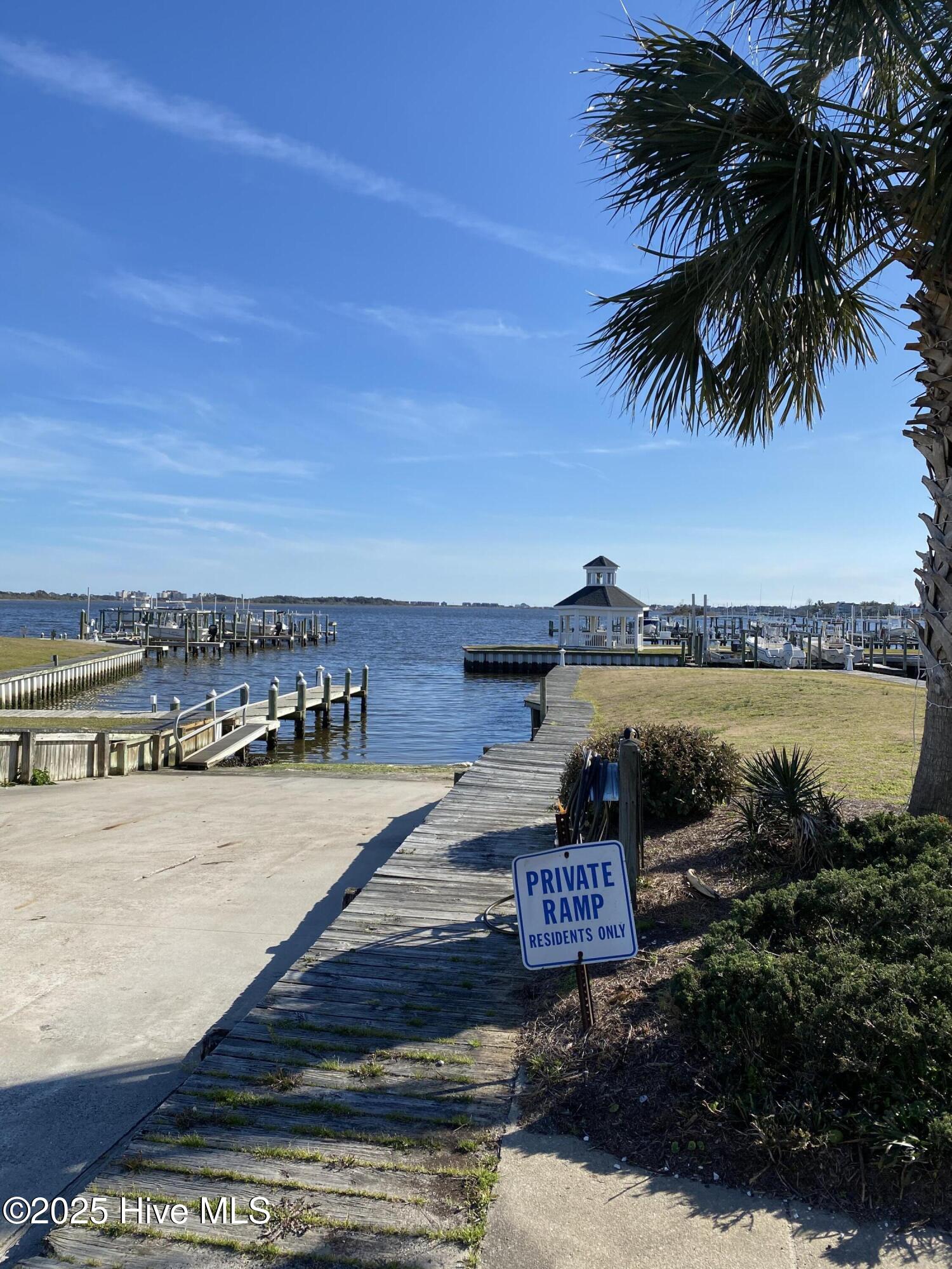18 Bay Drive