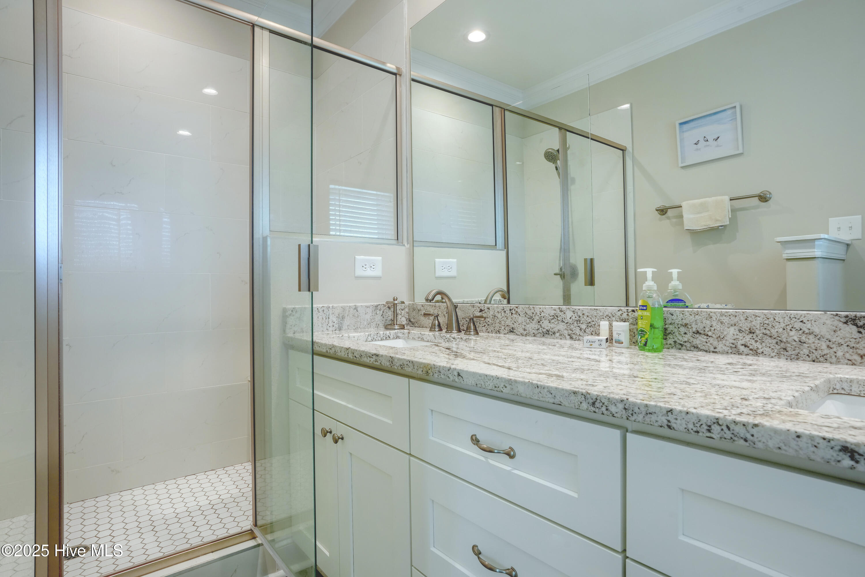 876-878 Villas Drive