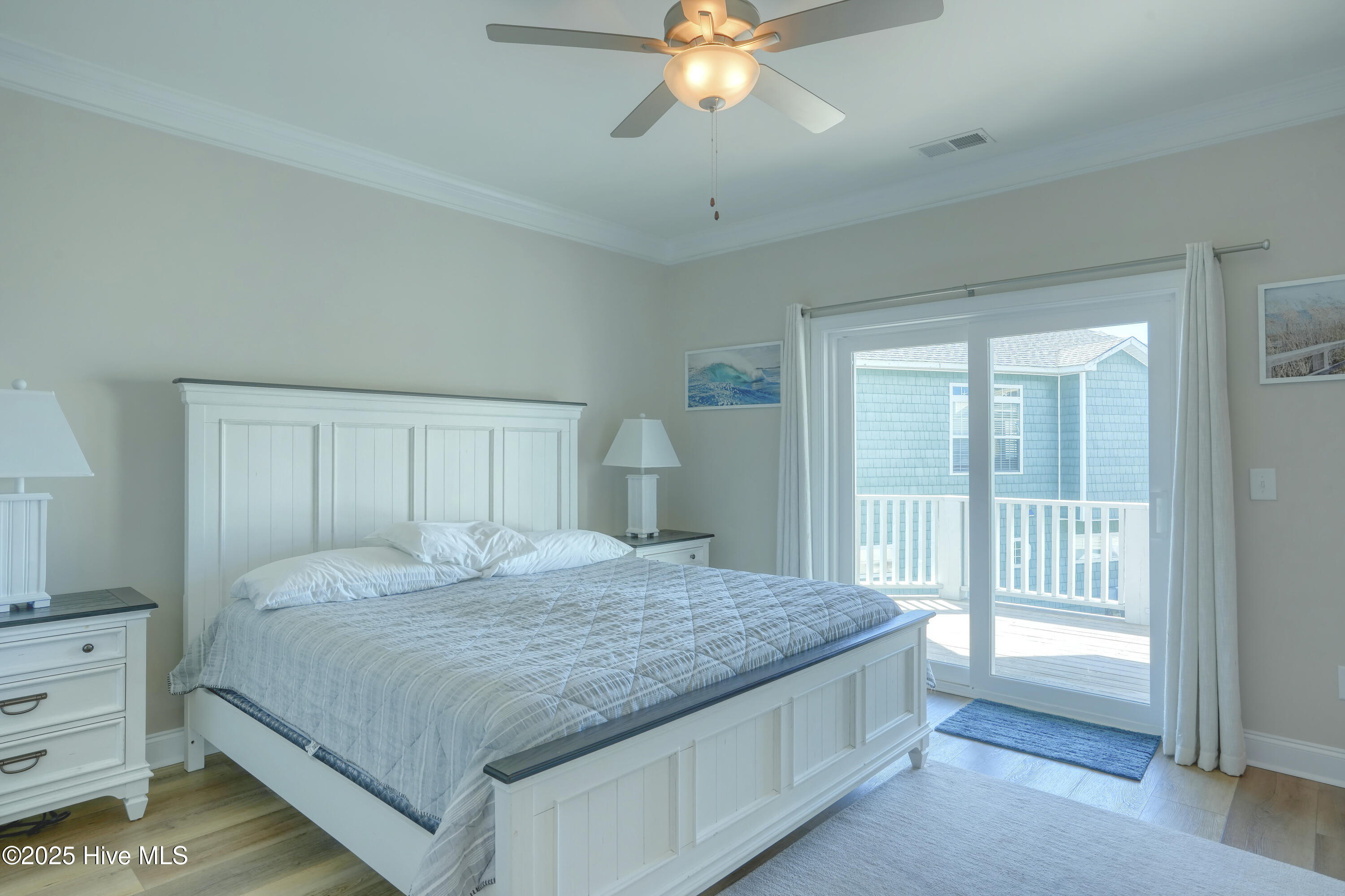 876-878 Villas Drive