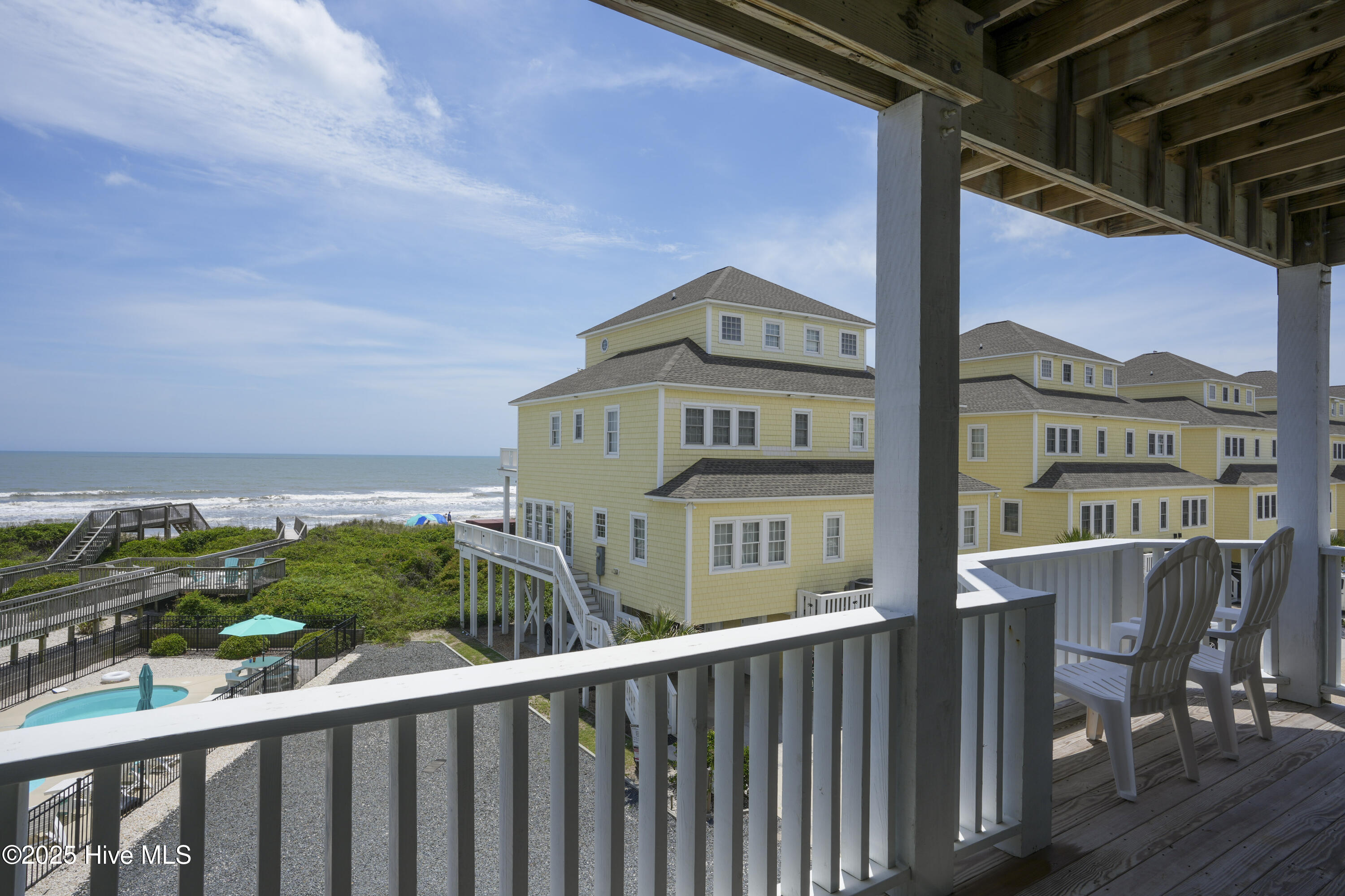 876-878 Villas Drive