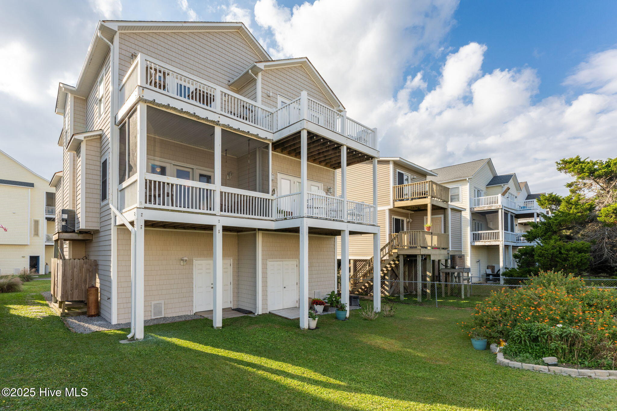 104 Sea Oaks Court