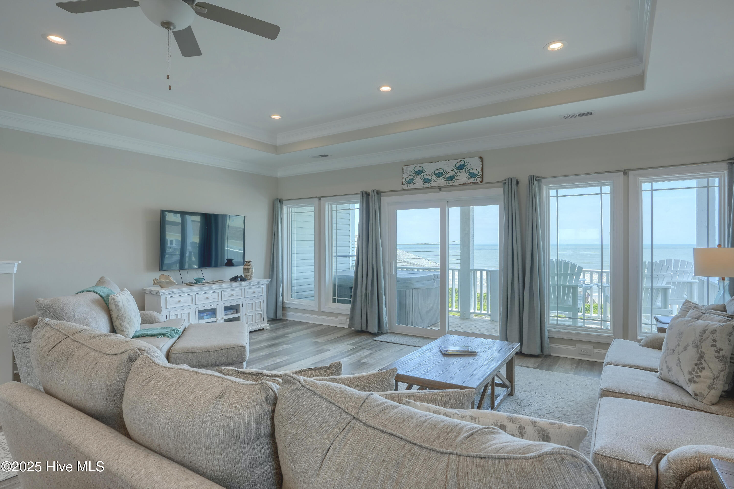 876 Villas Drive