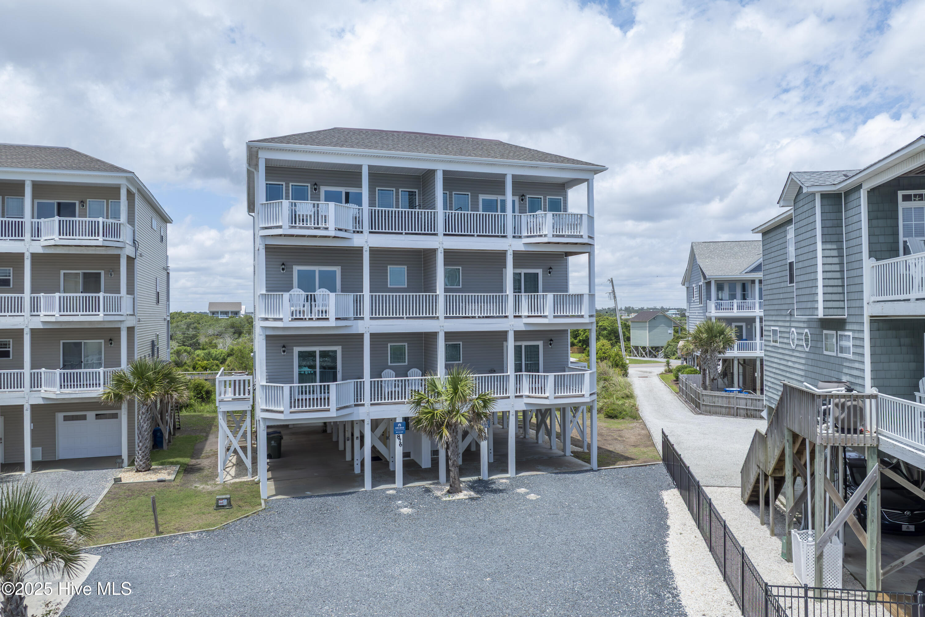 876 Villas Drive